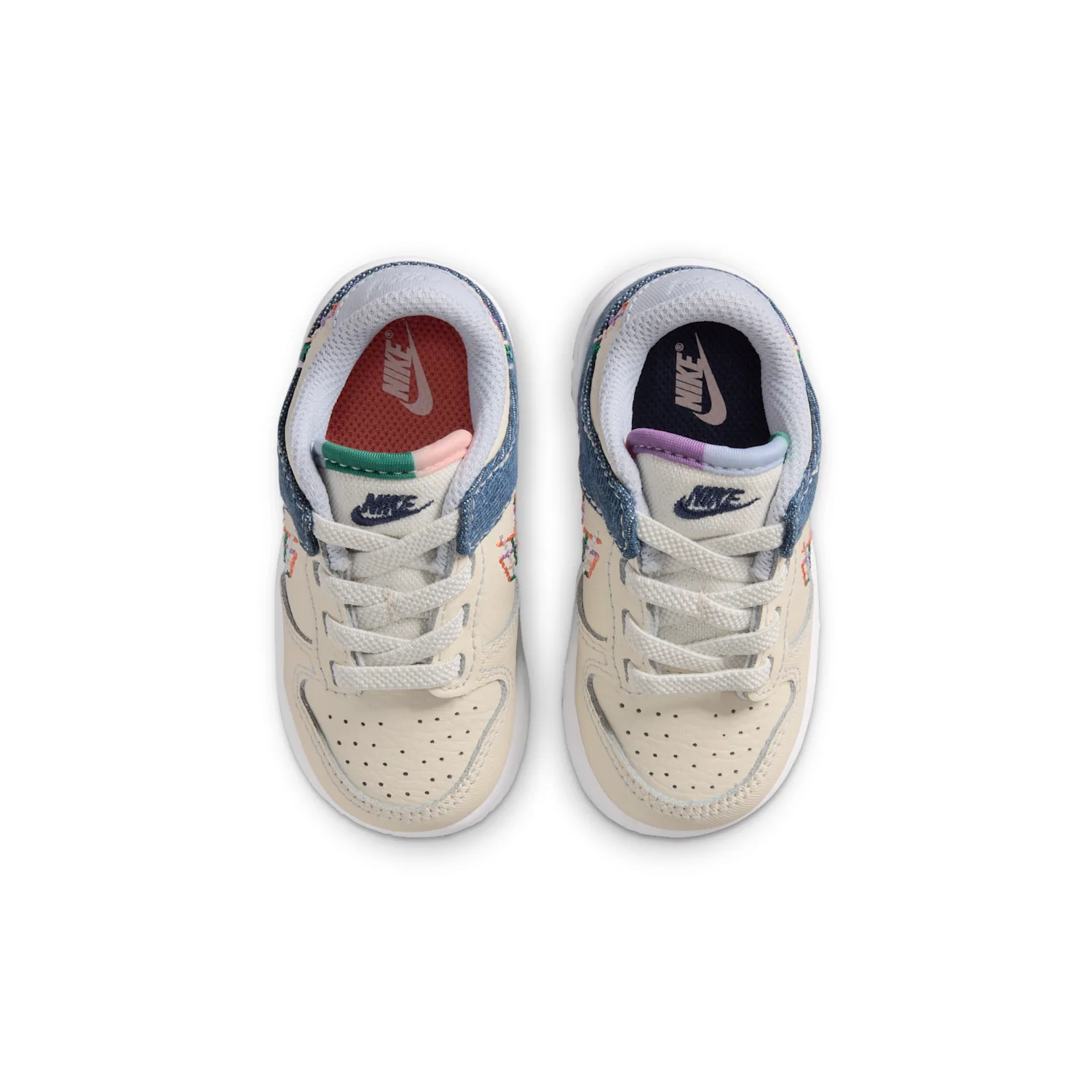 Nike Dunk Low image 4