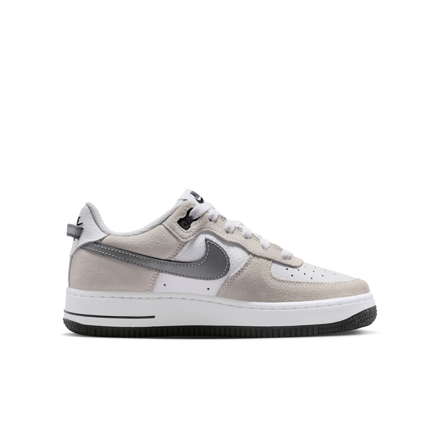 Nike Air Force 1 LV8 image 3