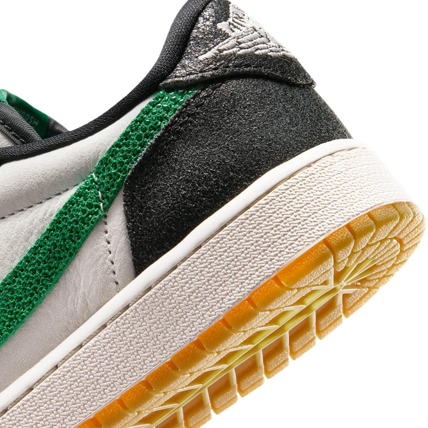 Air Jordan 1 Retro Low OG "Phantom and Pine Green" image 8