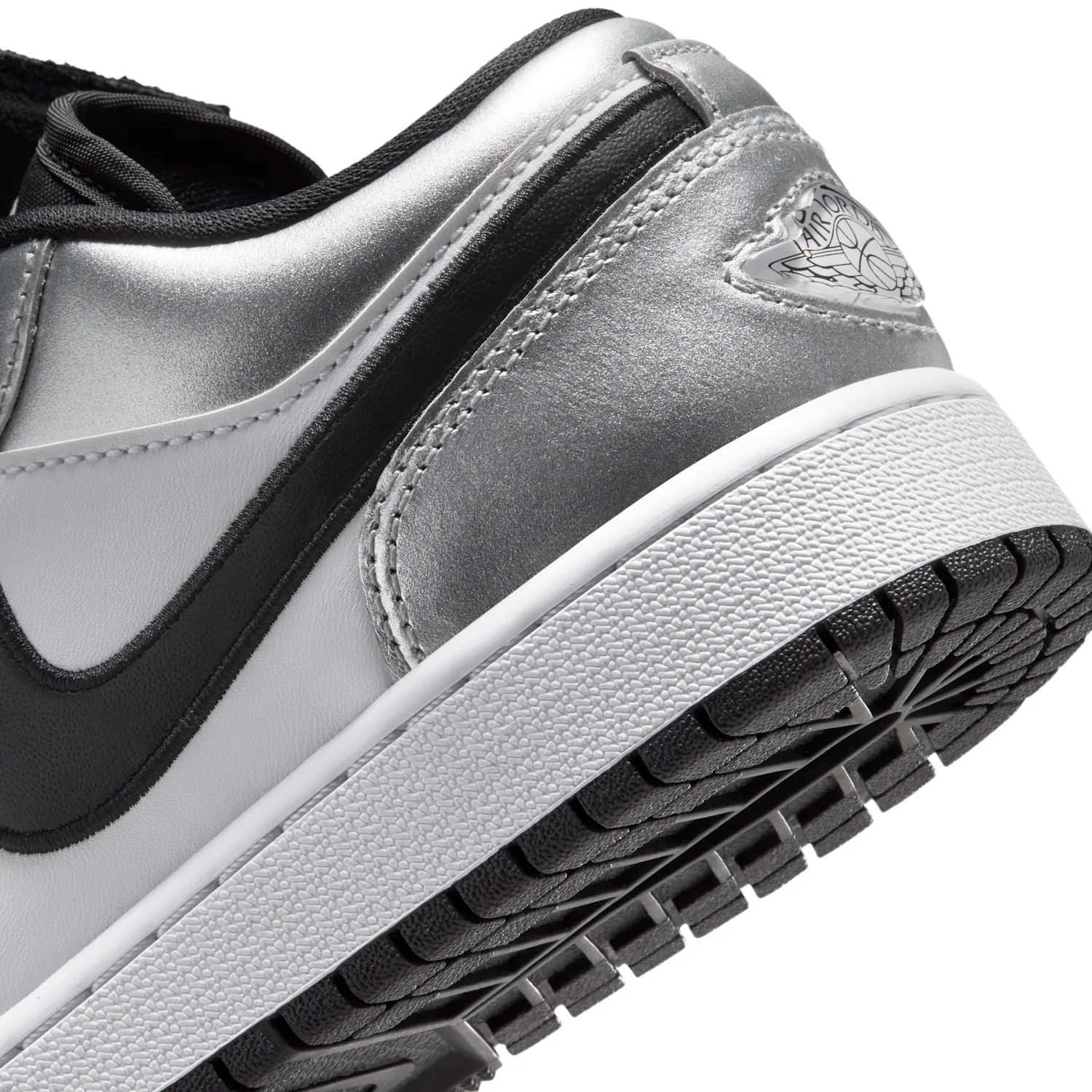 Air Jordan 1 Low SE image 8