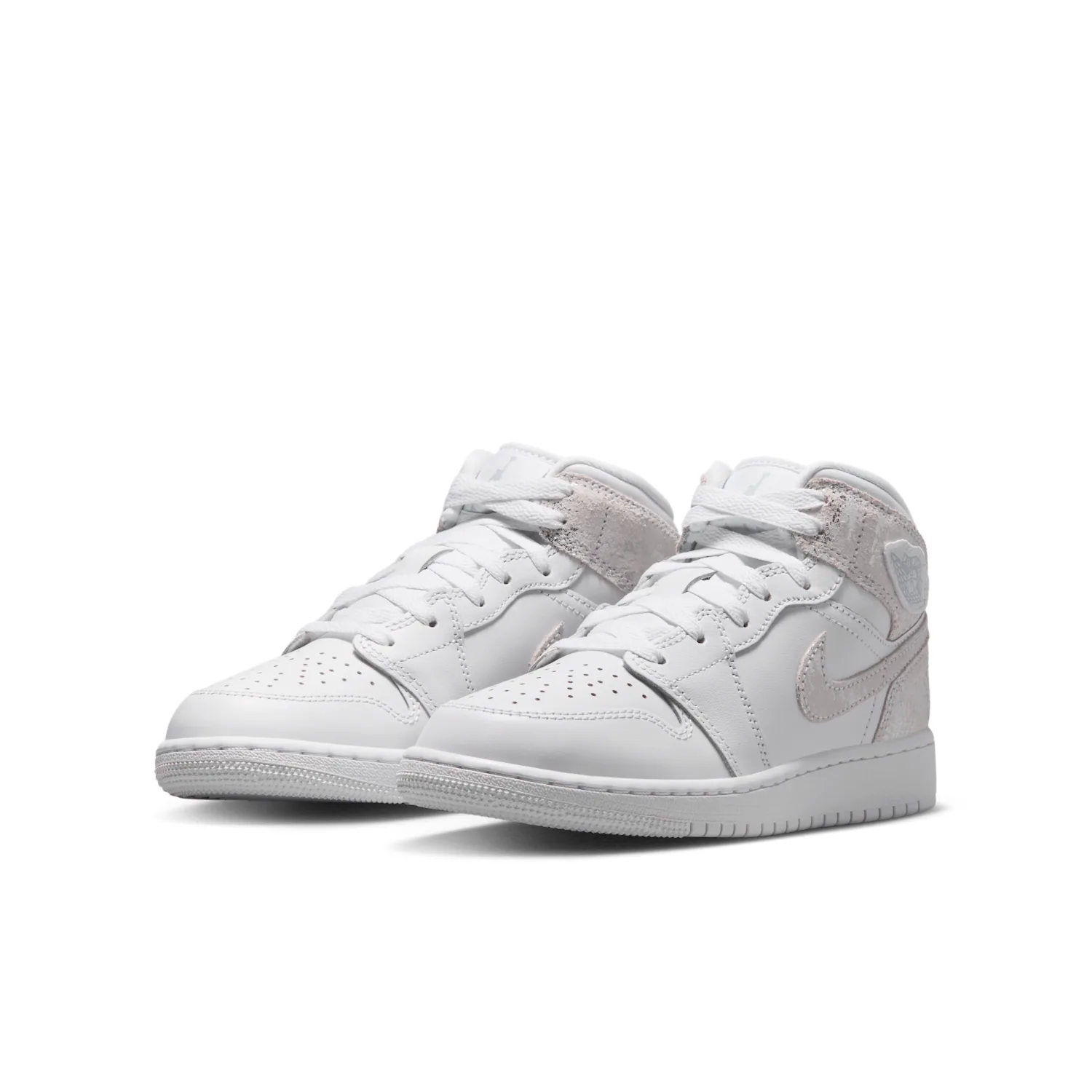 Air Jordan 1 Mid SE image 5