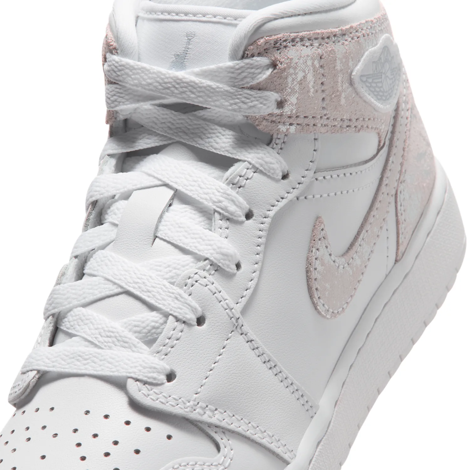 Air Jordan 1 Mid SE image 7