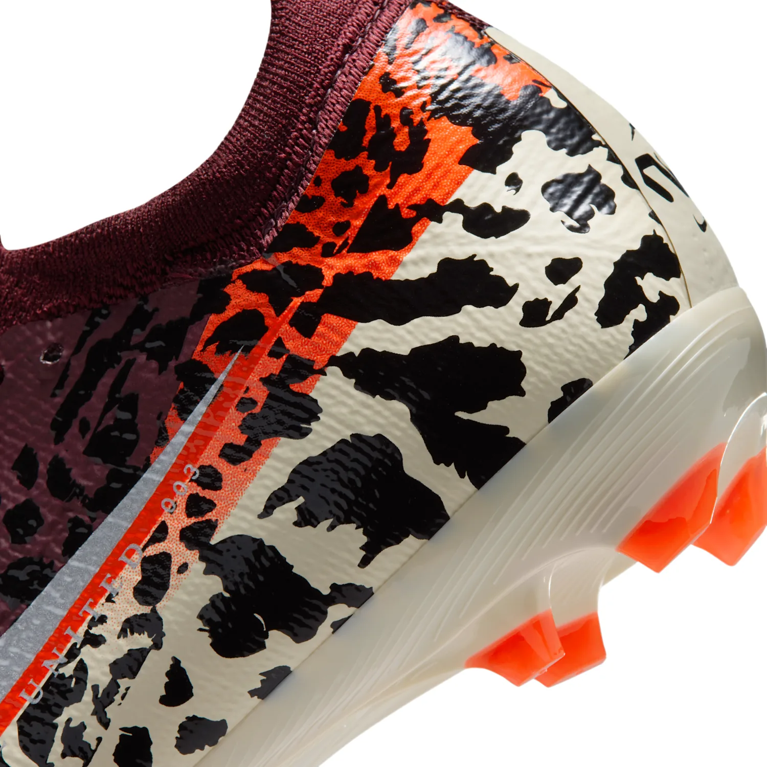Nike United Jr. Mercurial Vapor 16 Pro image 9