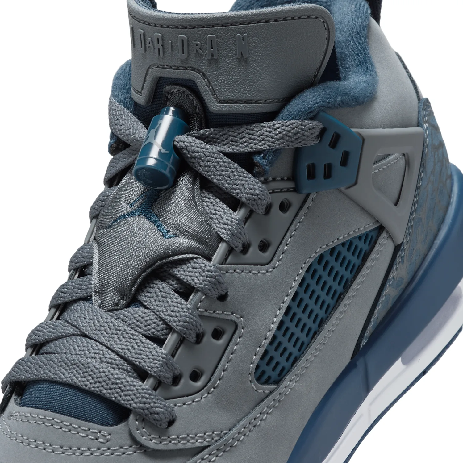 Jordan Spizike Low image 7