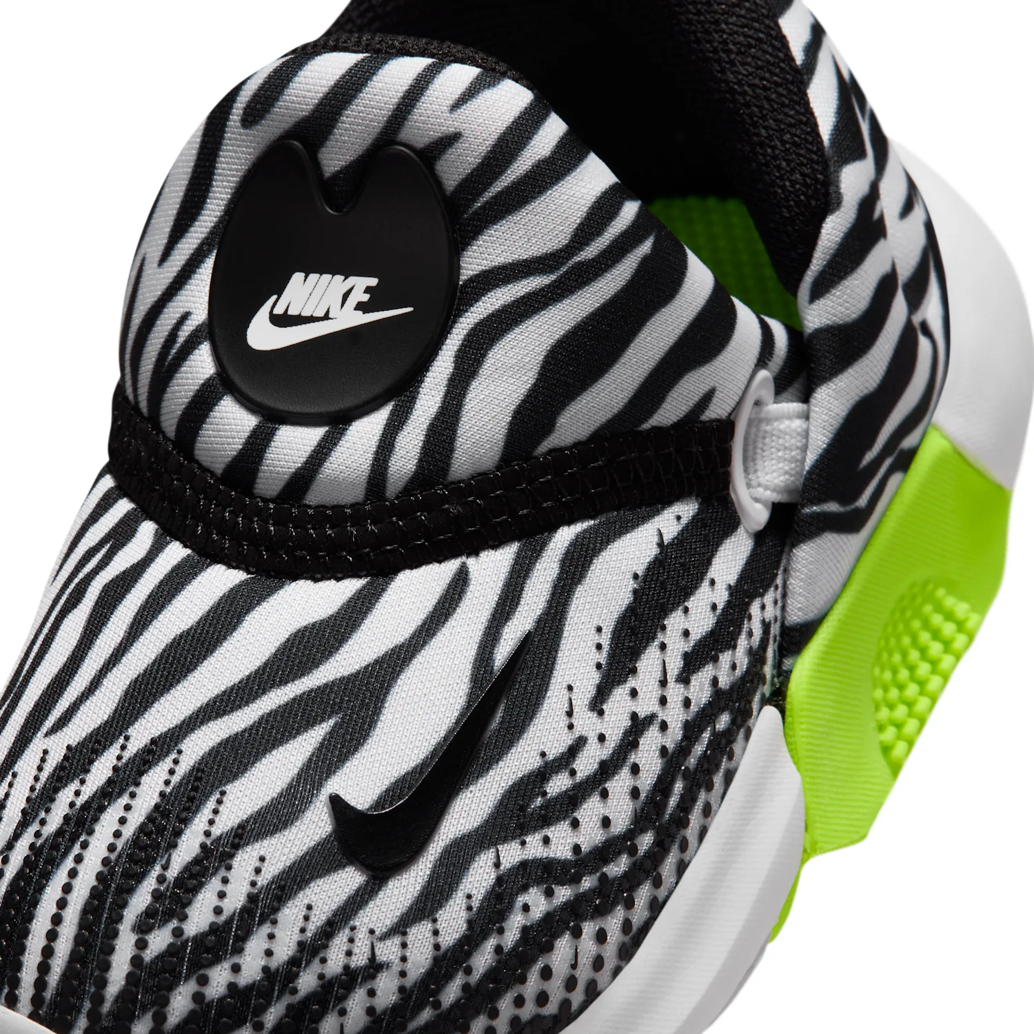 Nike Swoosh Go image 7