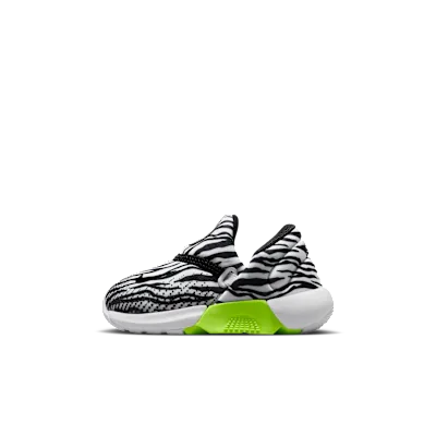 Nike Swoosh Go