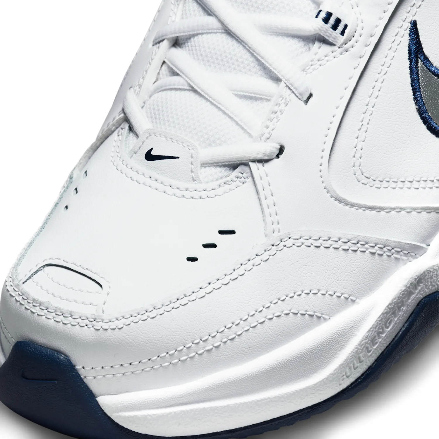 Nike Air Monarch IV image 7