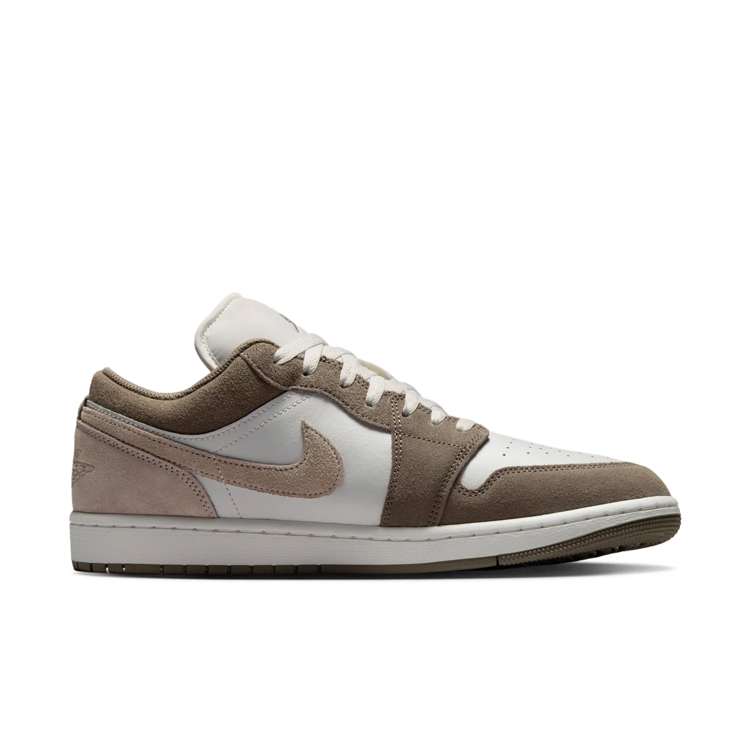 Air Jordan 1 Low image 3