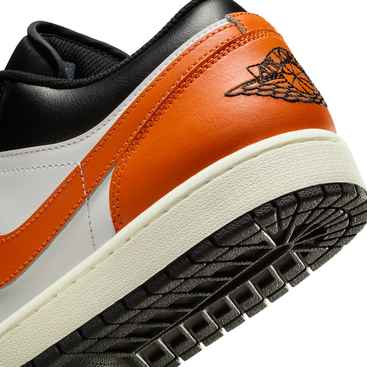 Air Jordan 1 Low image 8