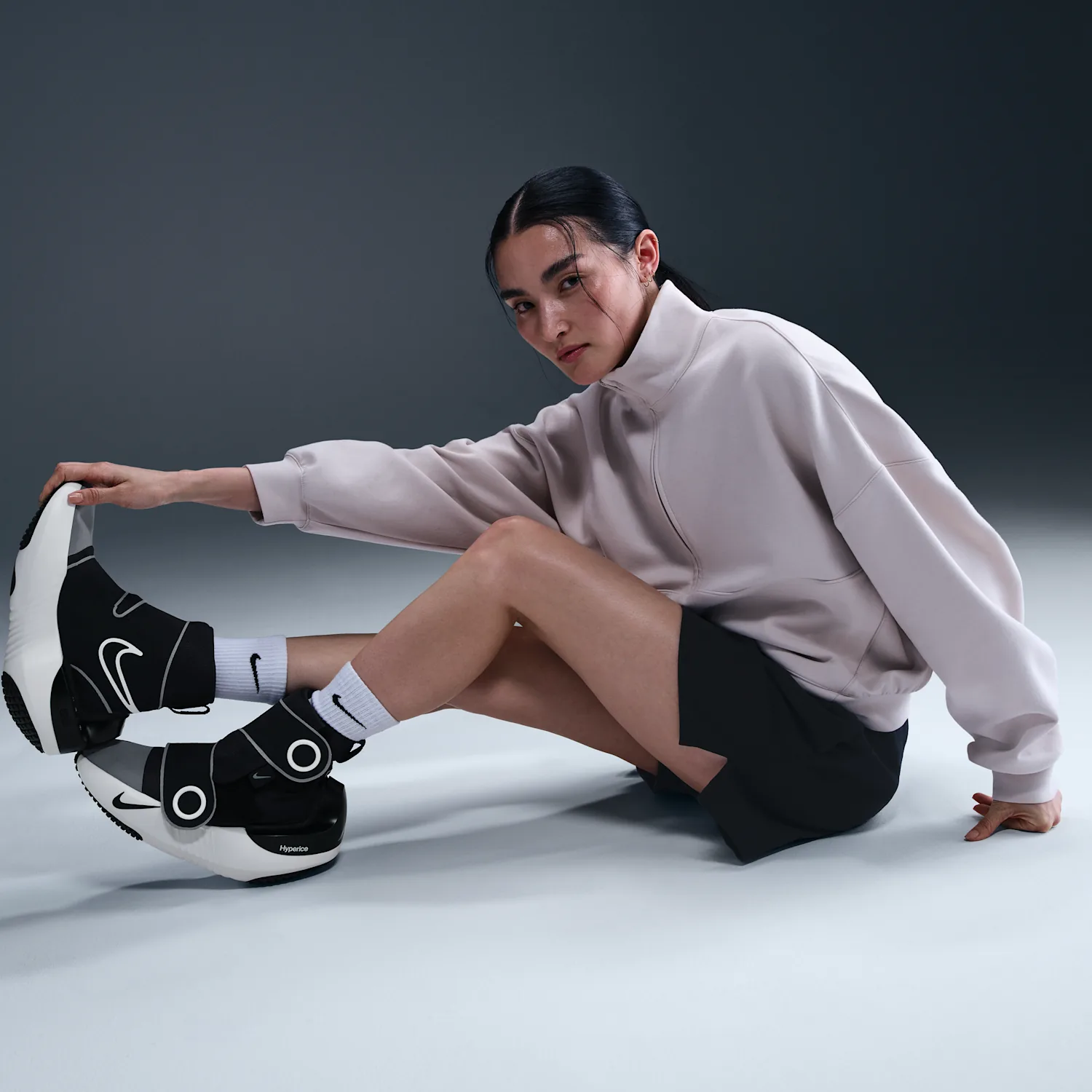 Nike x Hyperice Hyperboot image 9