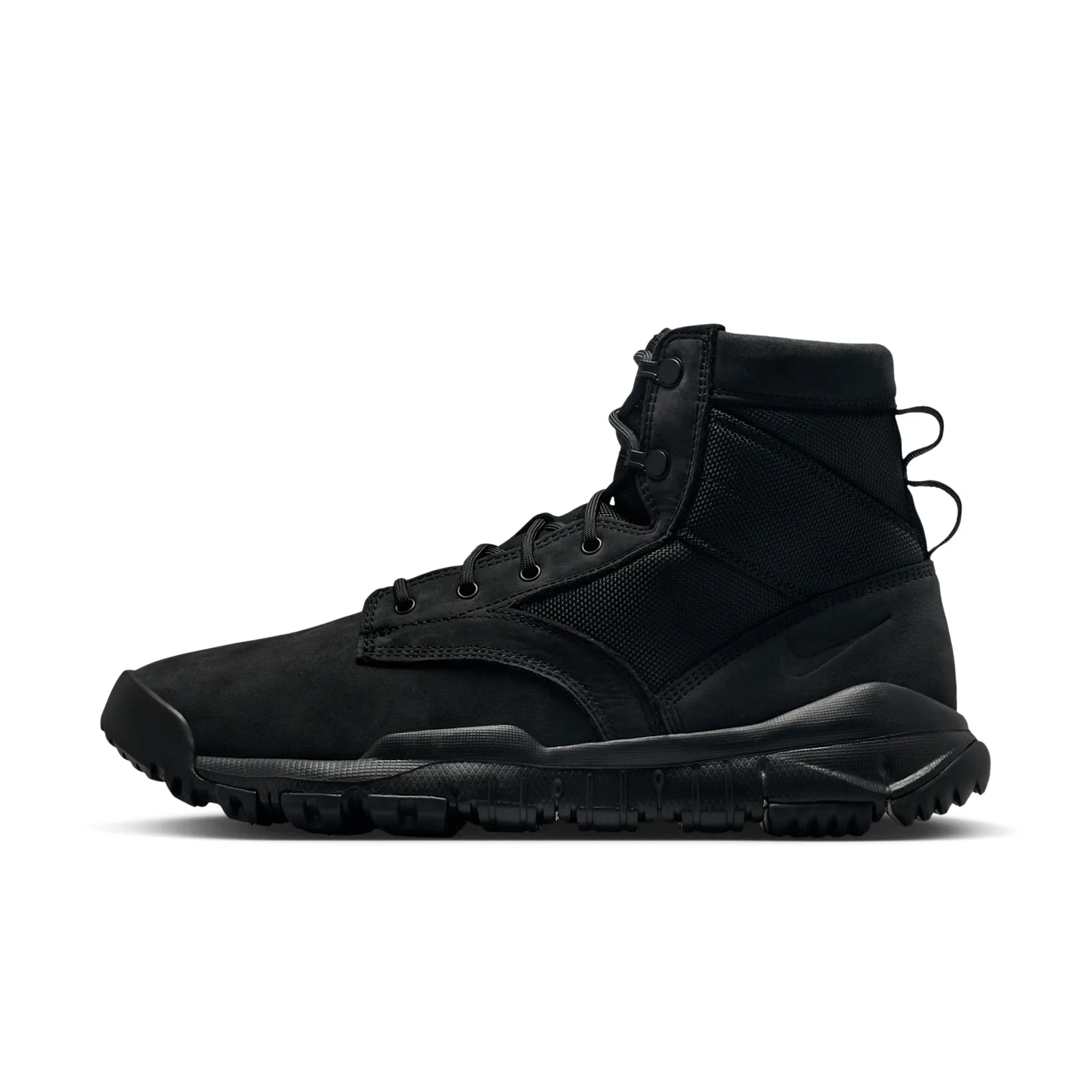 Nike SFB