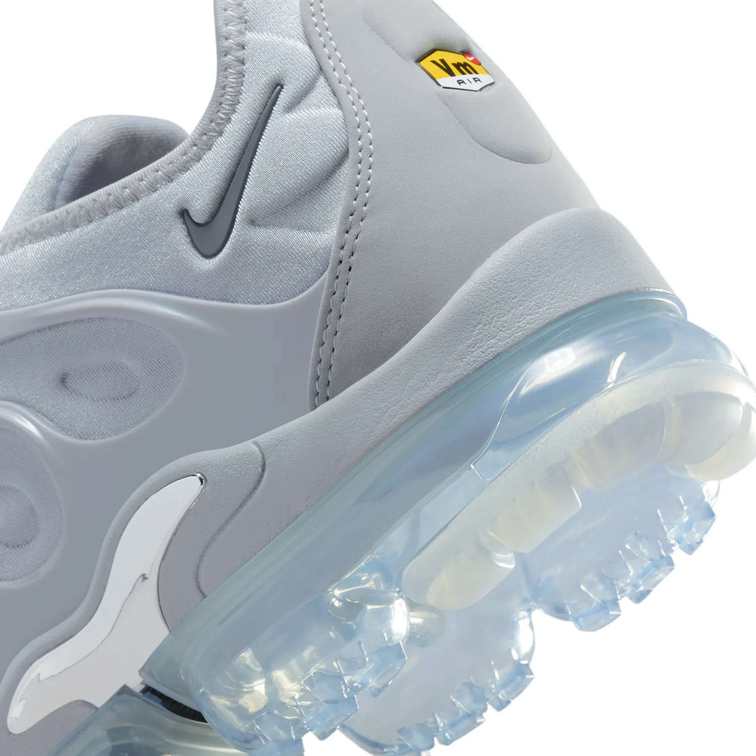 Nike Air VaporMax Plus image 8