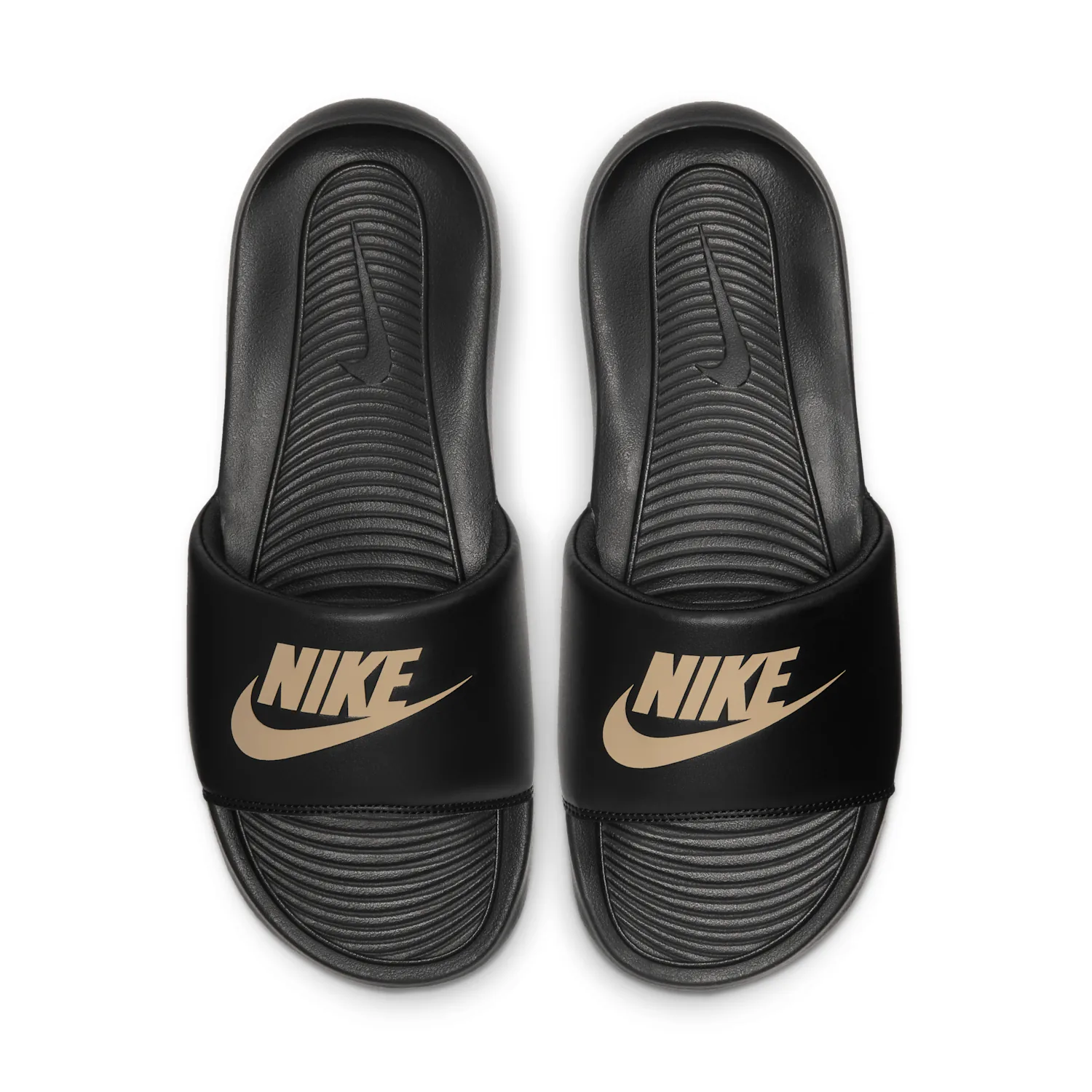 Nike Victori One image 5