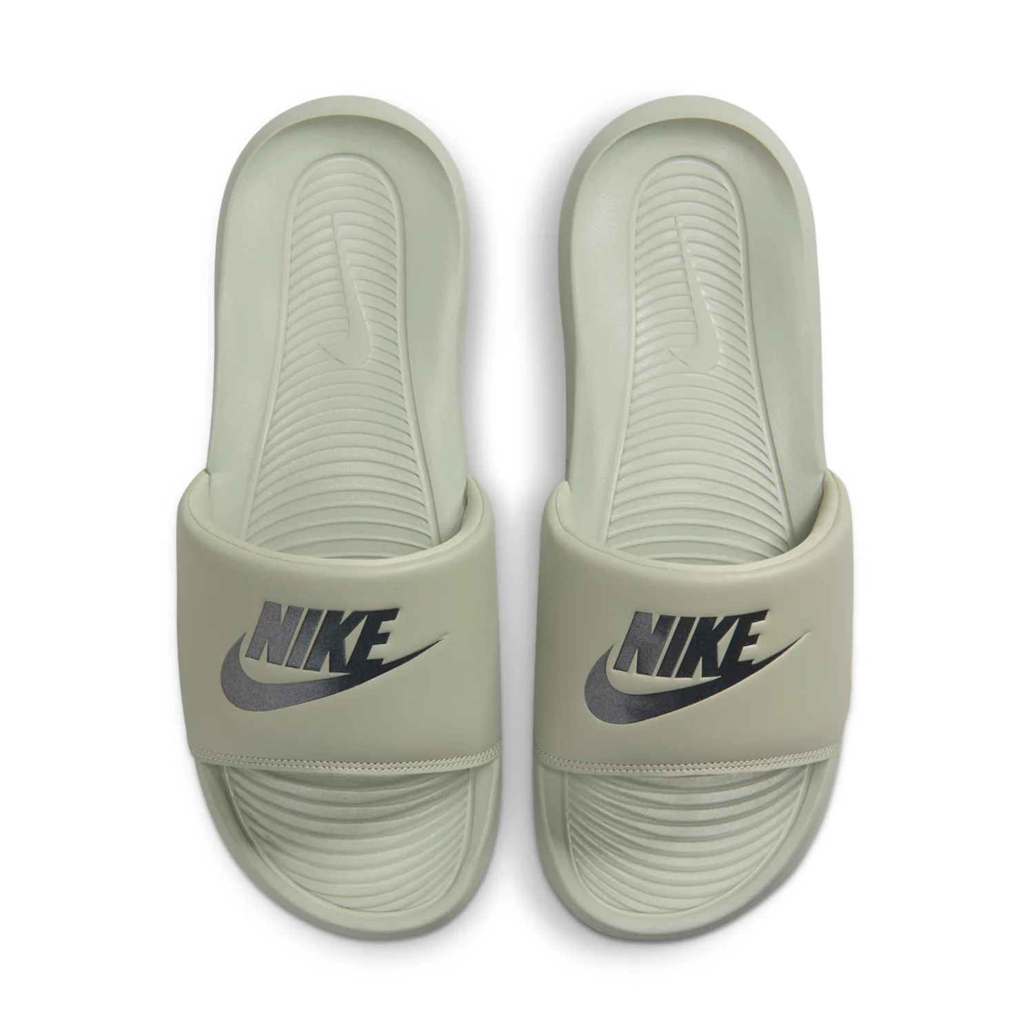 Nike Victori One image 5