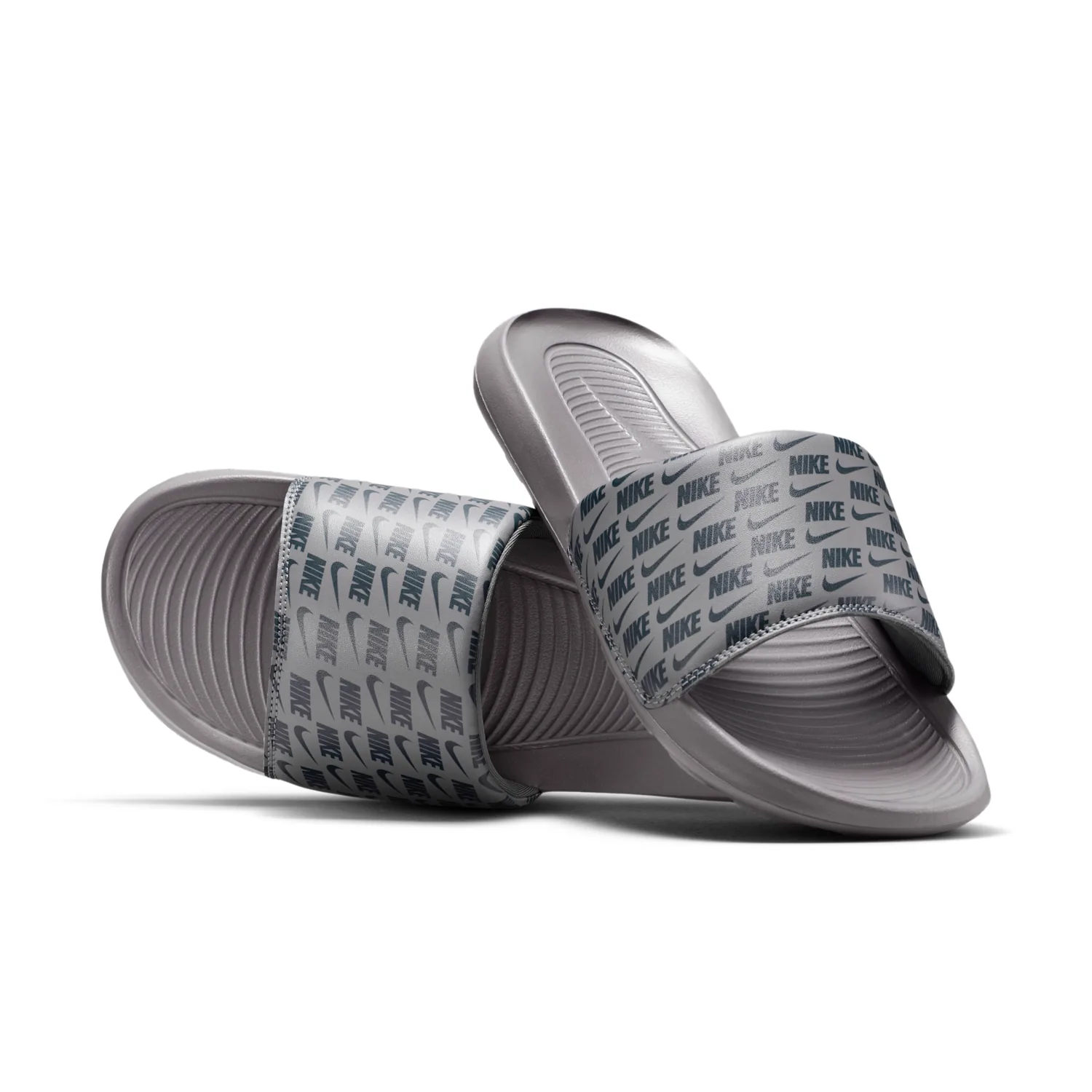 Nike Victori One