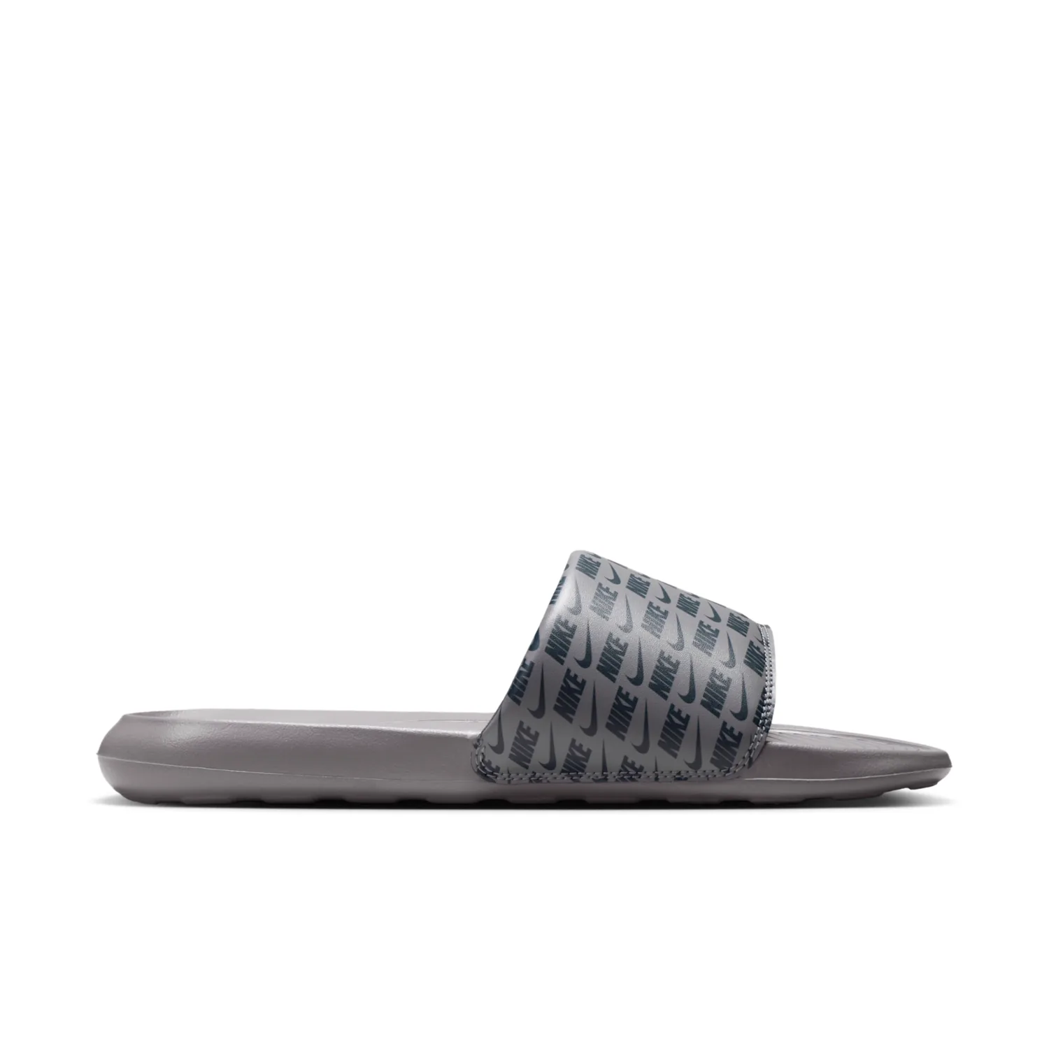 Nike Victori One image 4