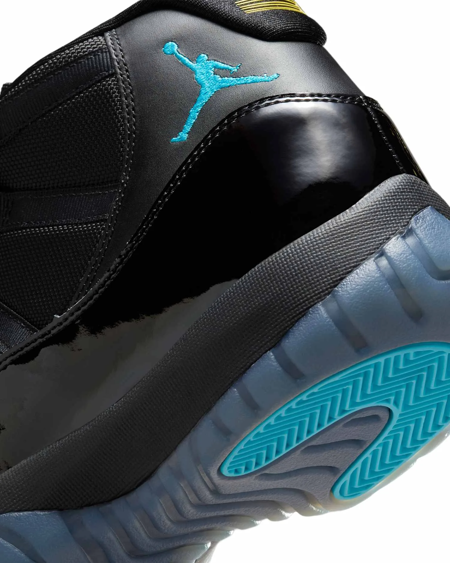 Air Jordan 11 Retro 'Gamma' image 6