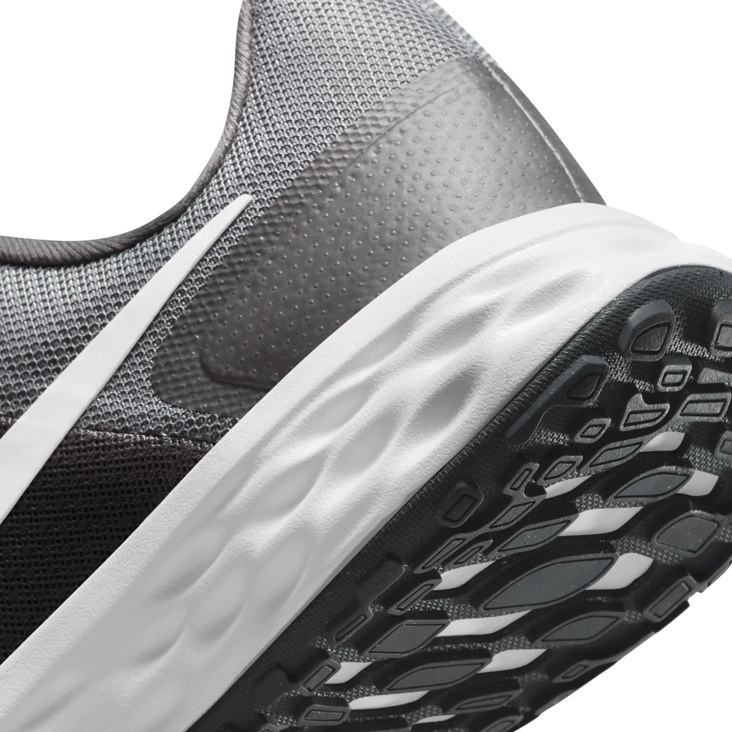 Nike Revolution 6 image 8