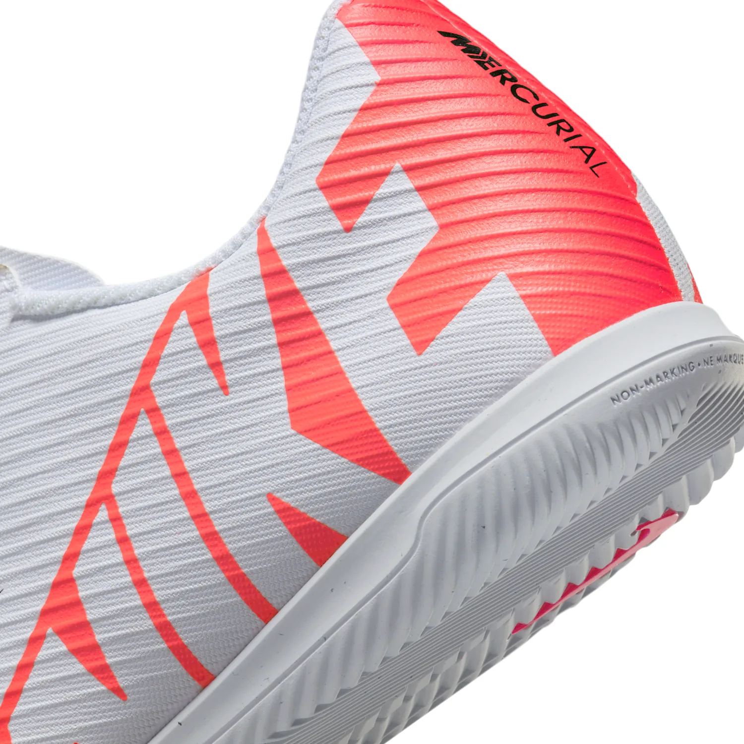 Nike Mercurial Vapor 15 Club image 8