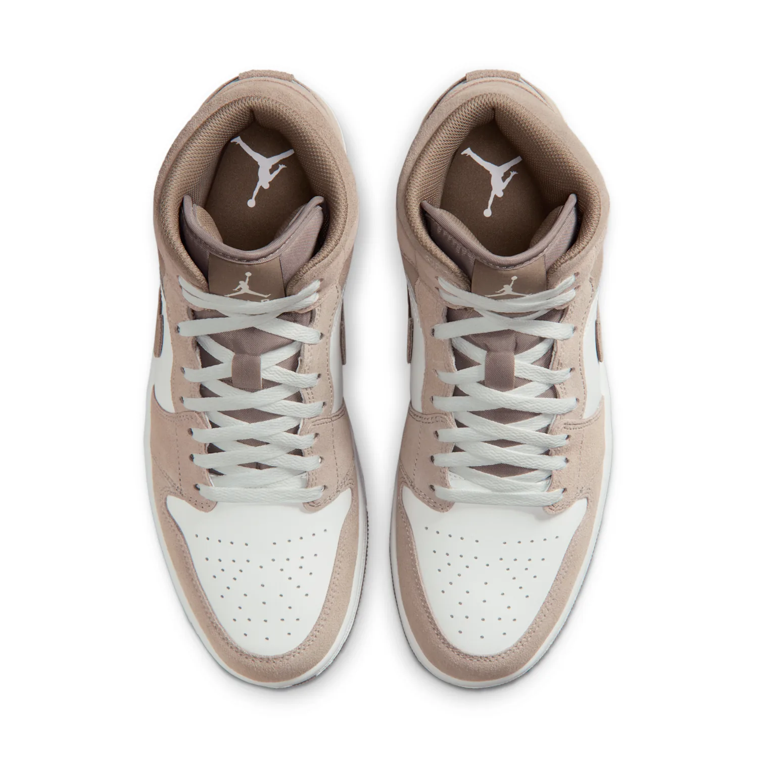 Air Jordan 1 Mid image 4