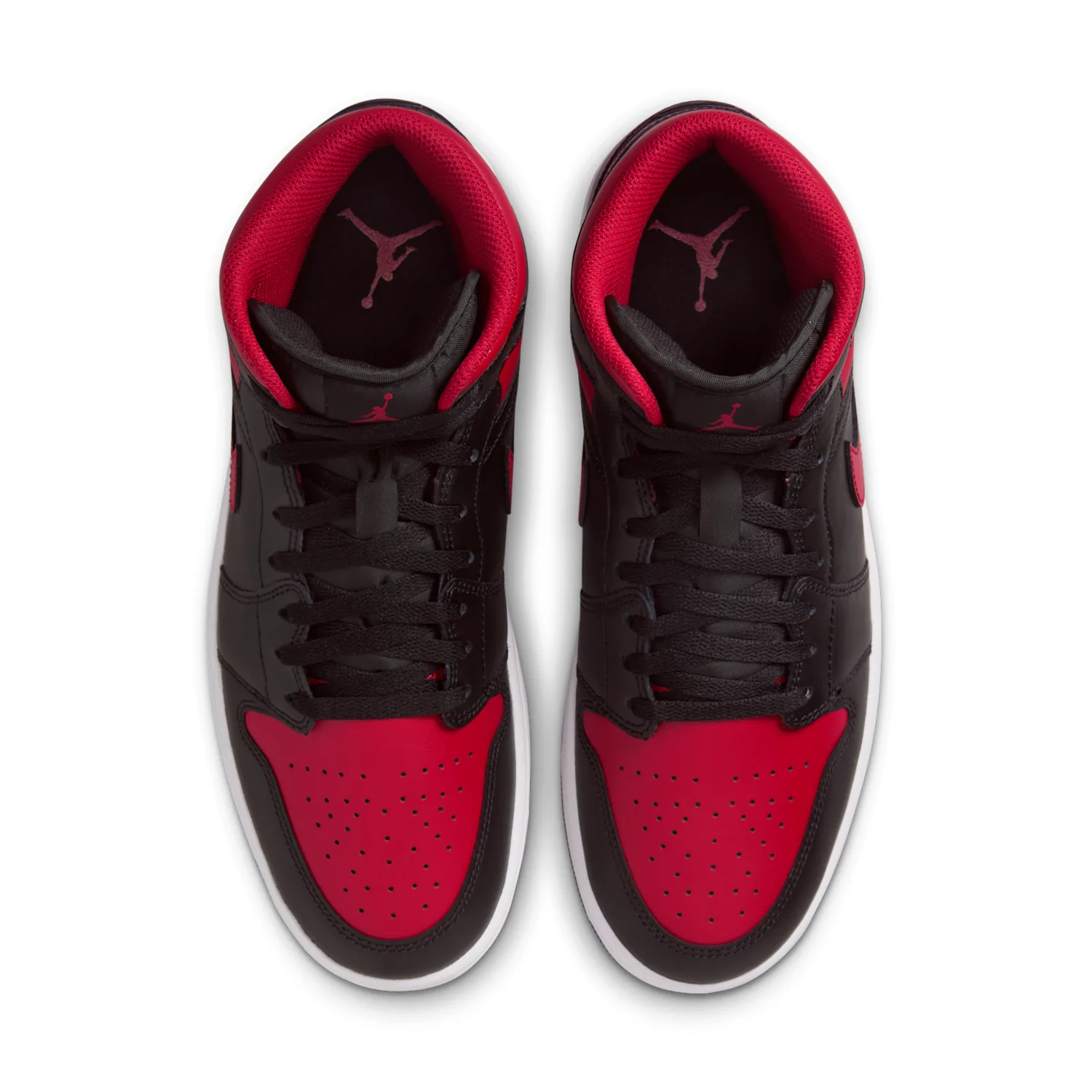 Air Jordan 1 Mid image 4