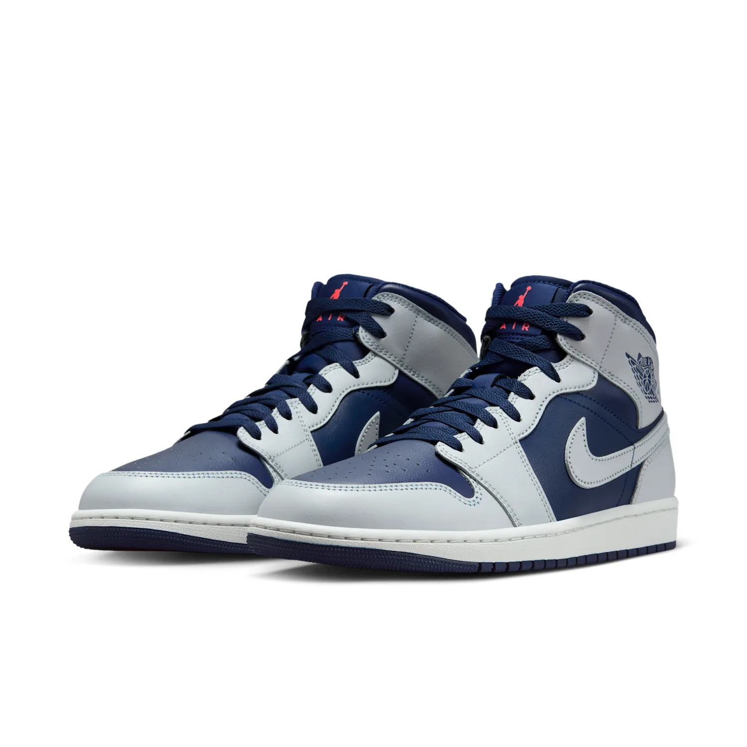 Air Jordan 1 Mid image 5