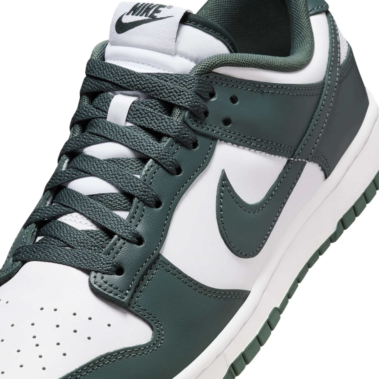 Nike Dunk Low Retro image 7
