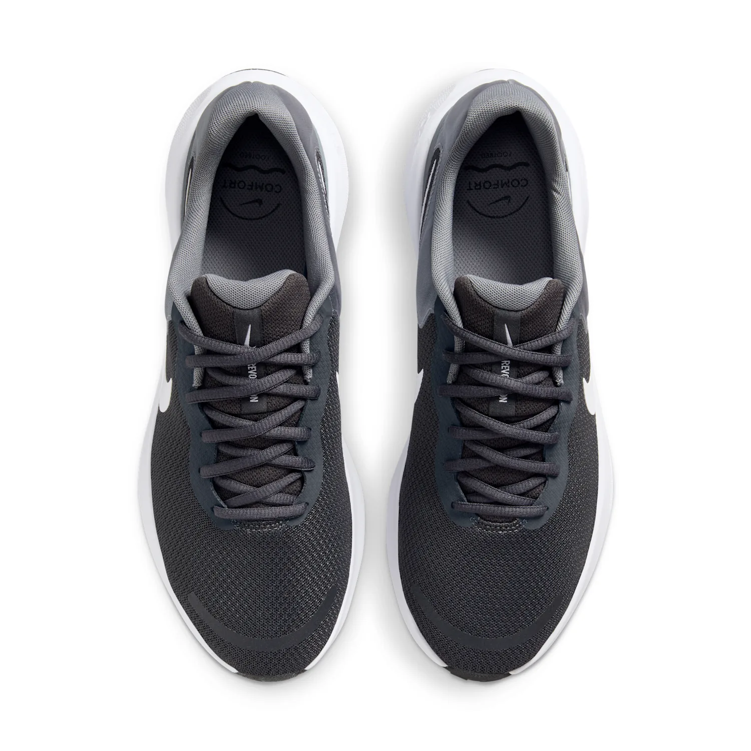 Nike Revolution 7 image 4