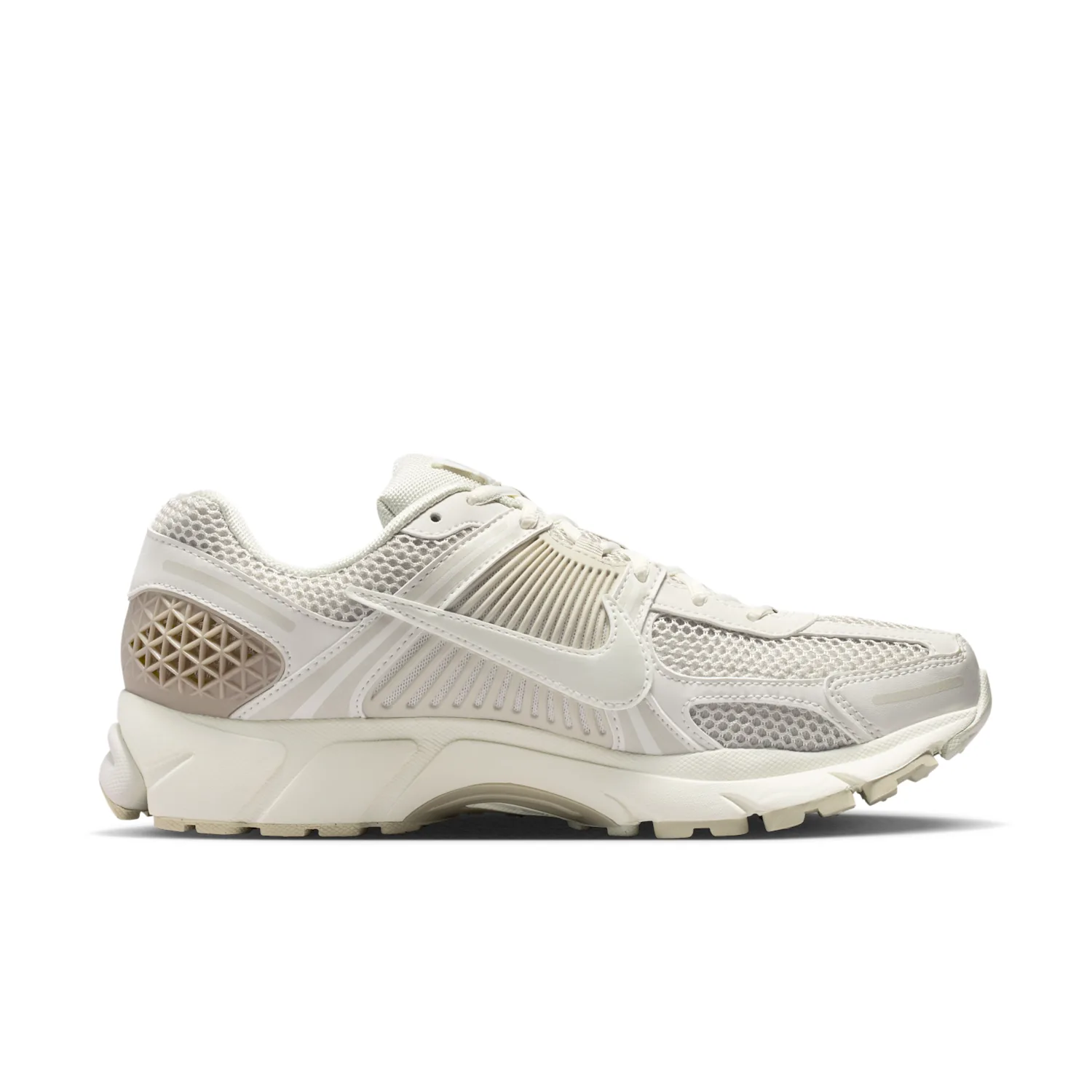 Nike Zoom Vomero 5 image 3