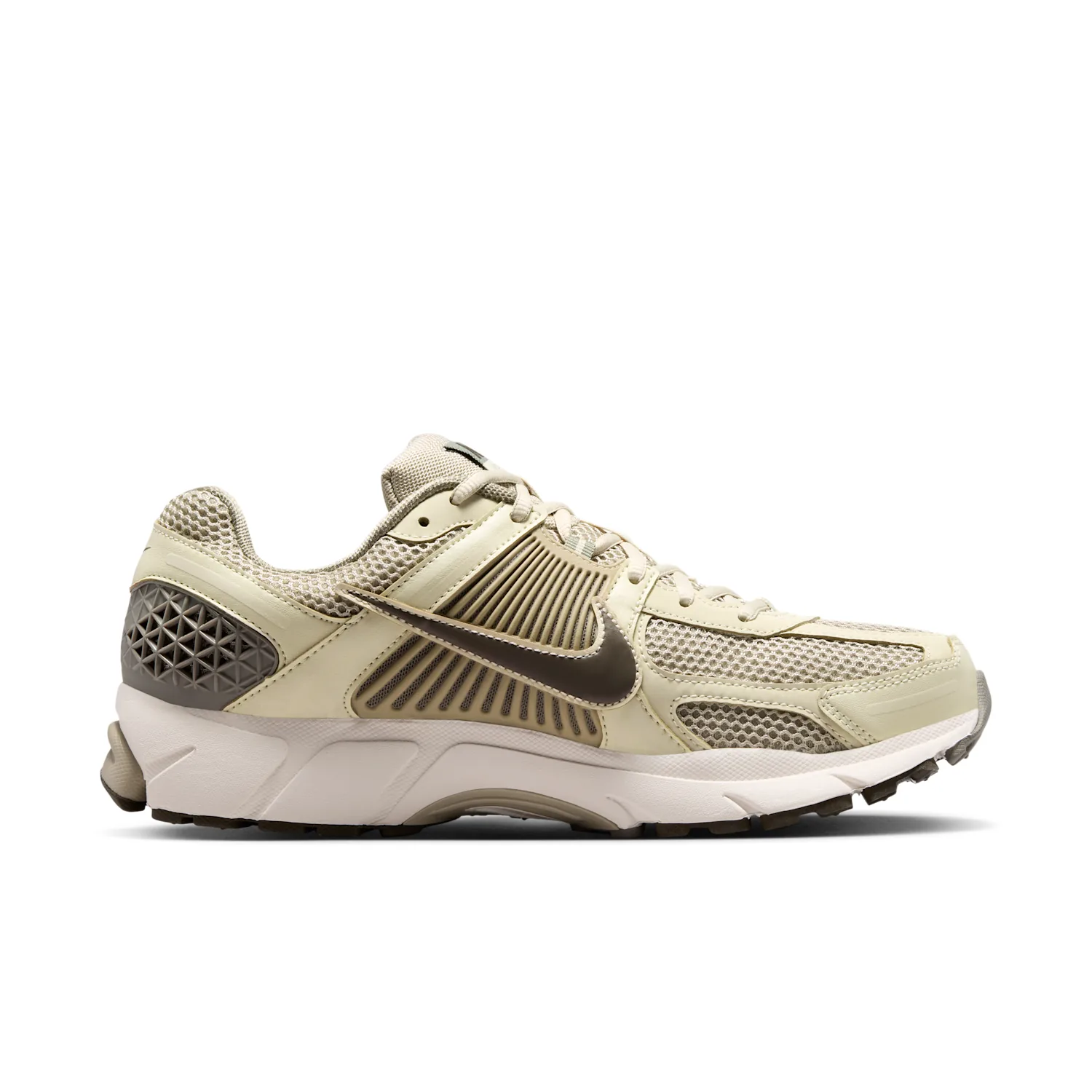 Nike Zoom Vomero 5 image 3