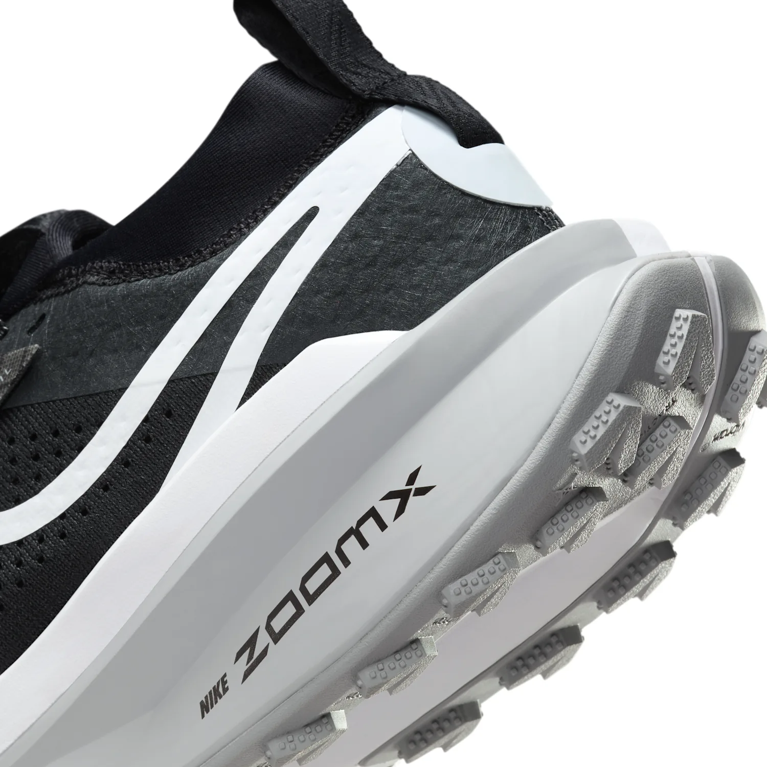 Nike Zegama 2 image 11