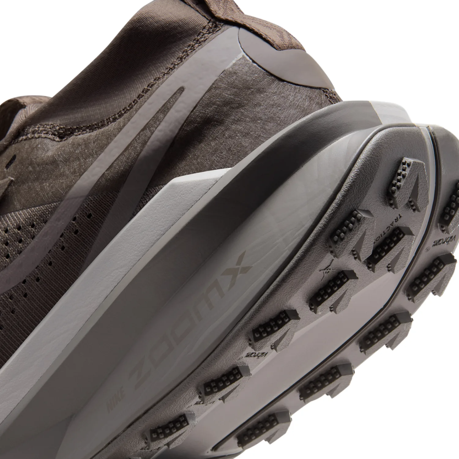 Nike Zegama 2 image 8