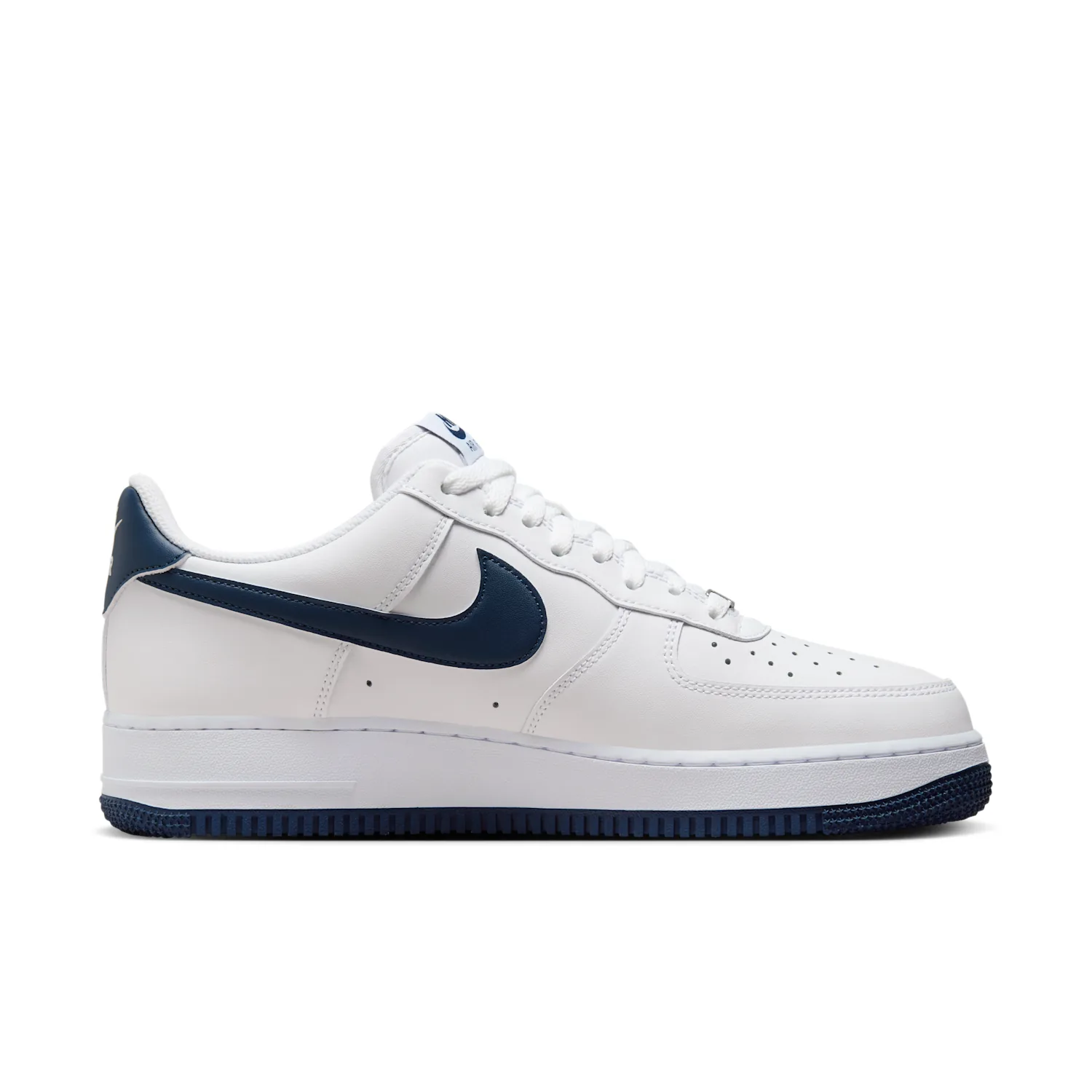 Nike Air Force 1 '07 image 3