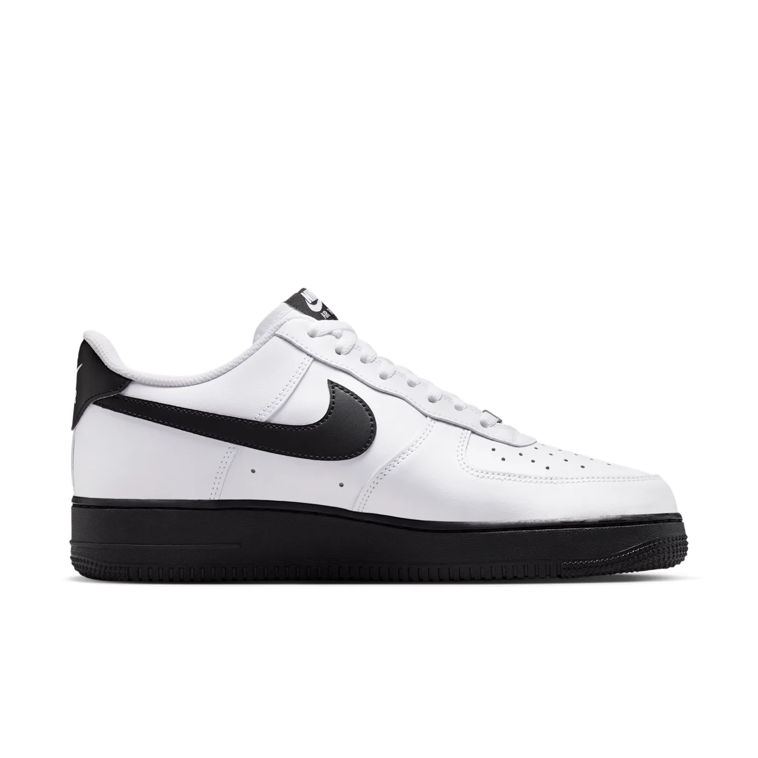 Nike Air Force 1 '07 image 3