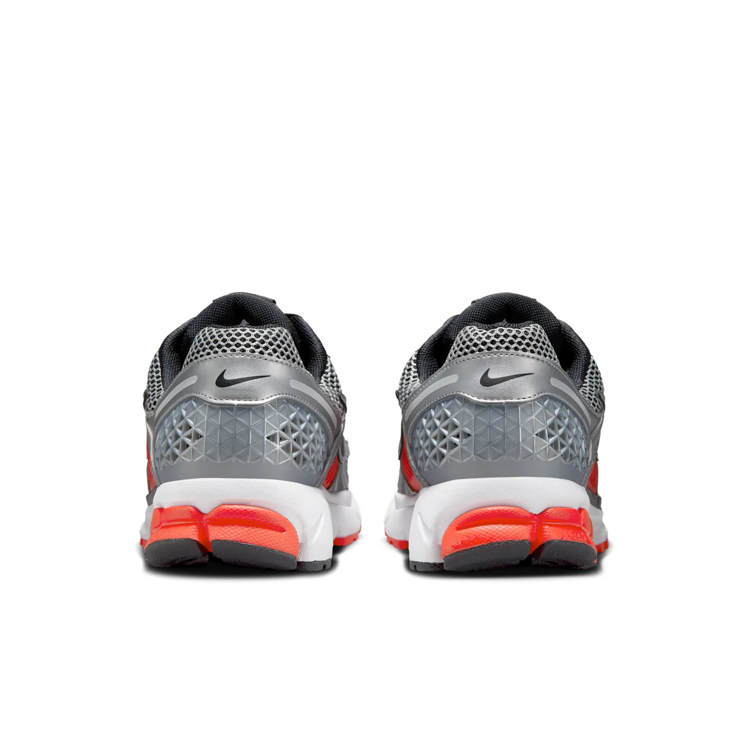 Nike Zoom Vomero 5 image 6