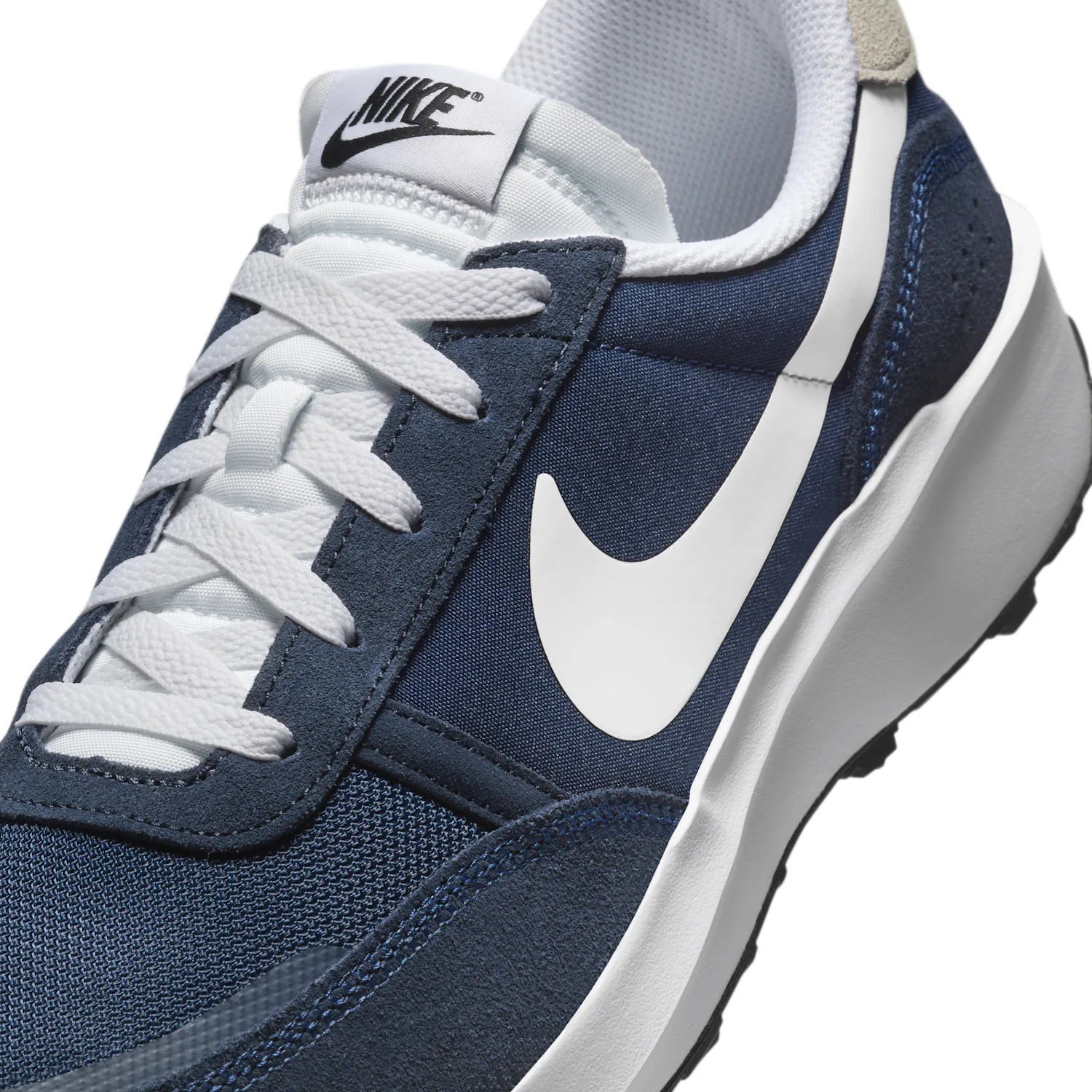 Nike Waffle Nav image 7