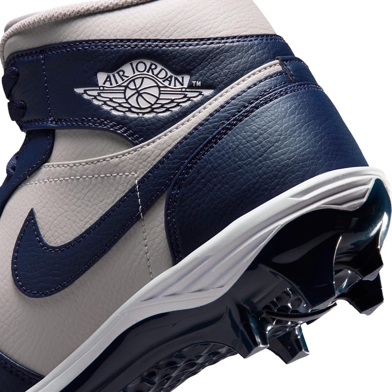 Jordan 1 Mid TD image 10
