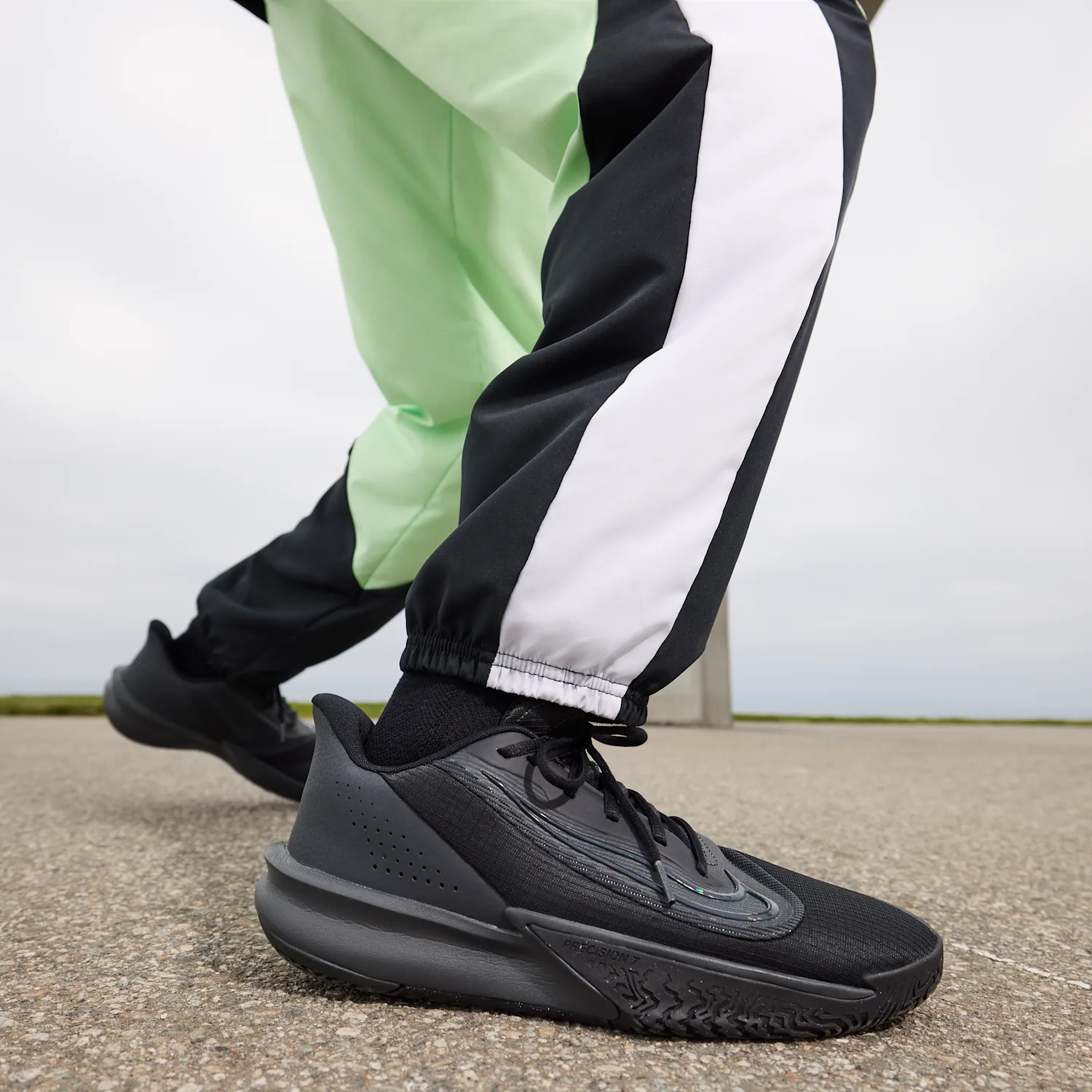 Nike Precision 7 image 3