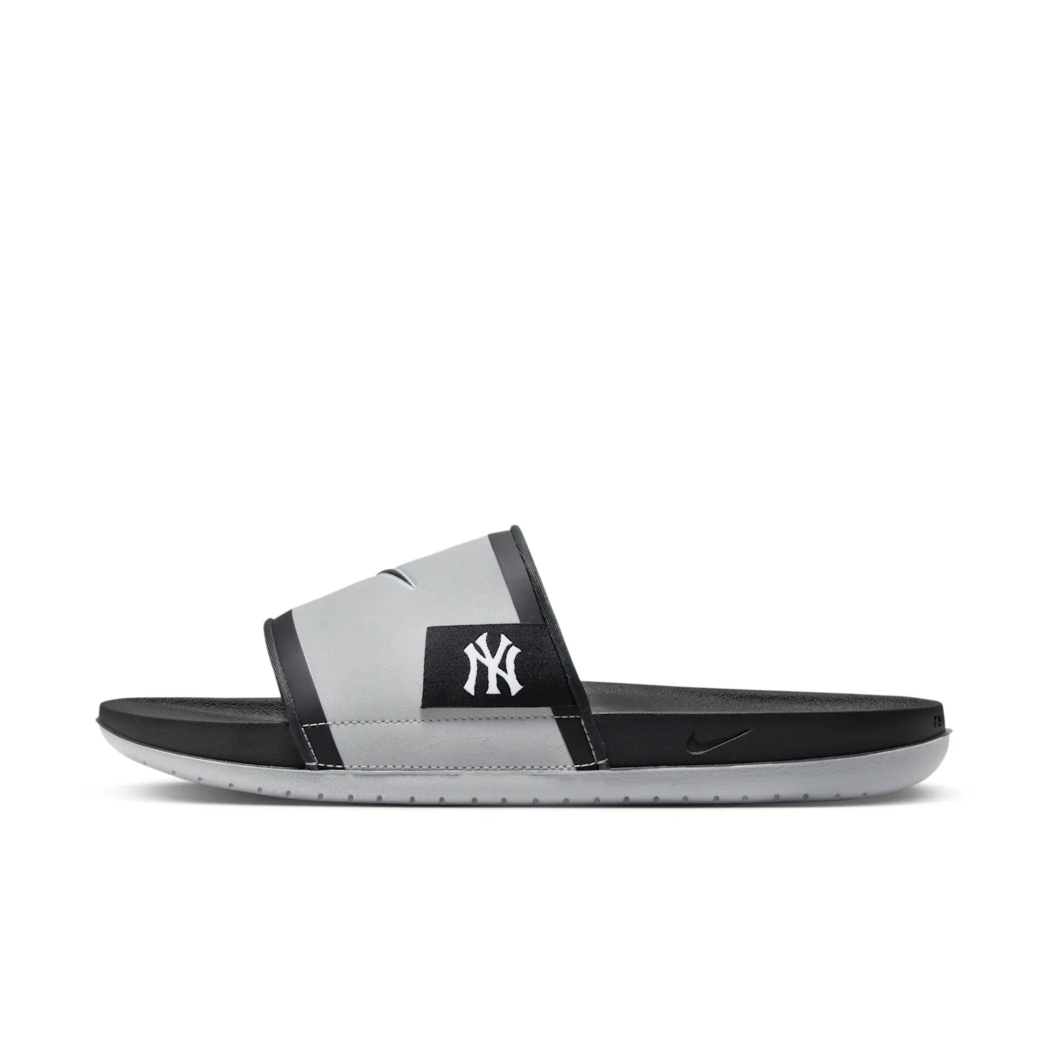 Nike Offcourt (New York Yankees) image 2