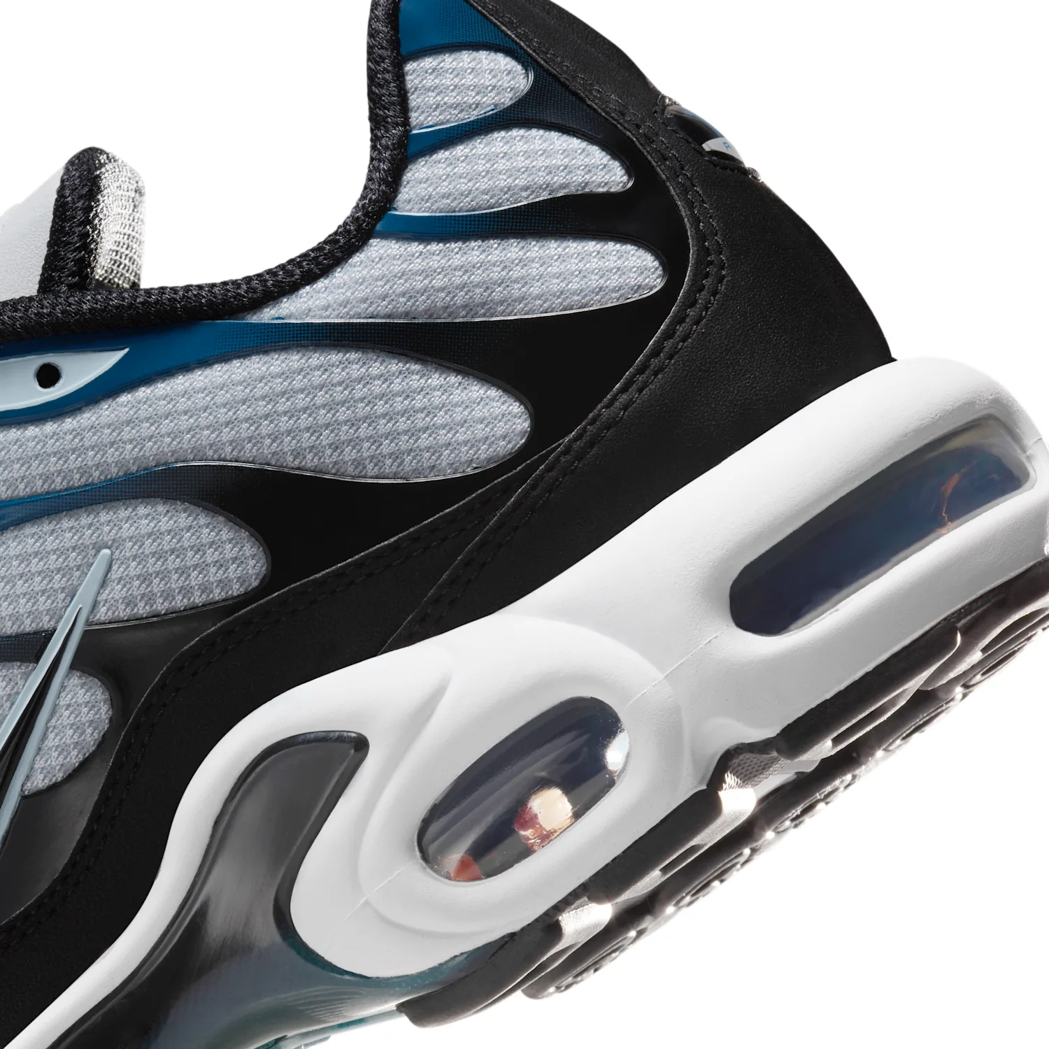 Nike Air Max Plus image 8