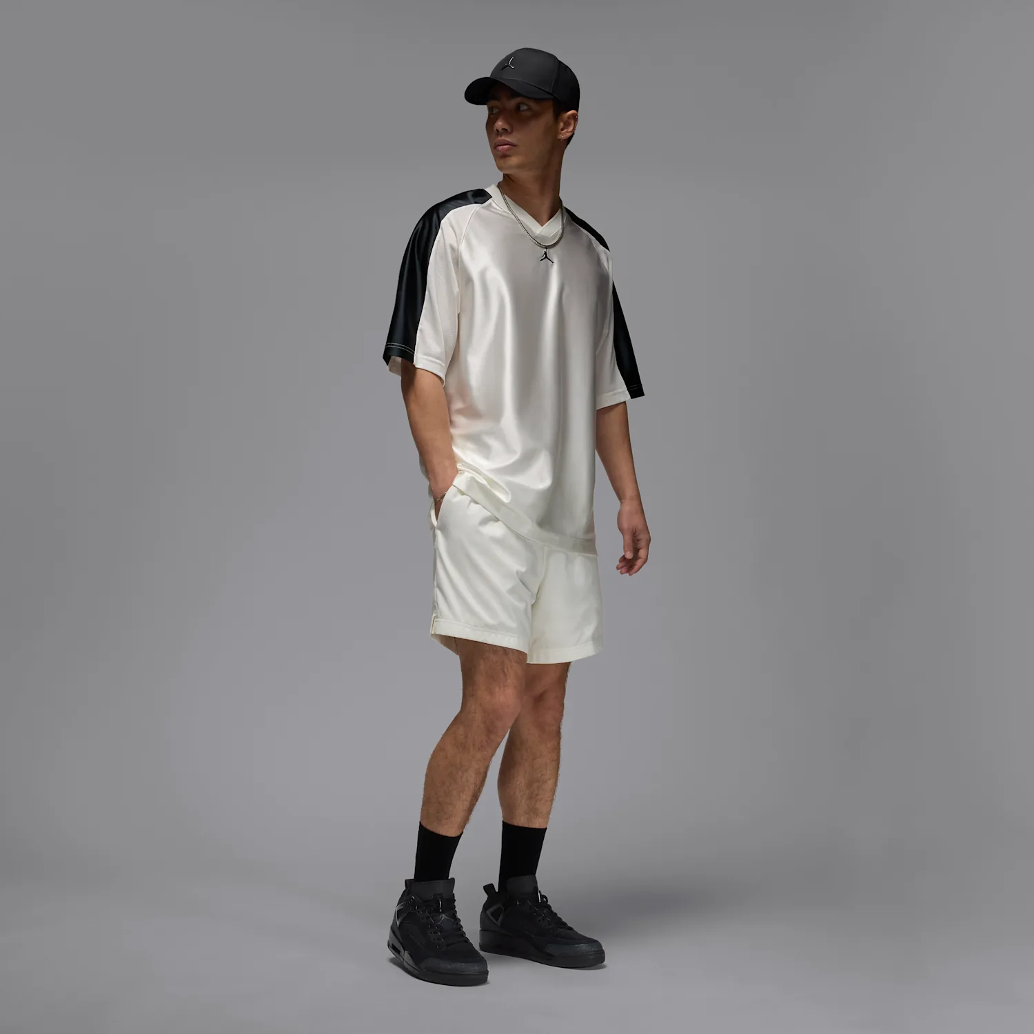 Jordan Spizike Low image 3