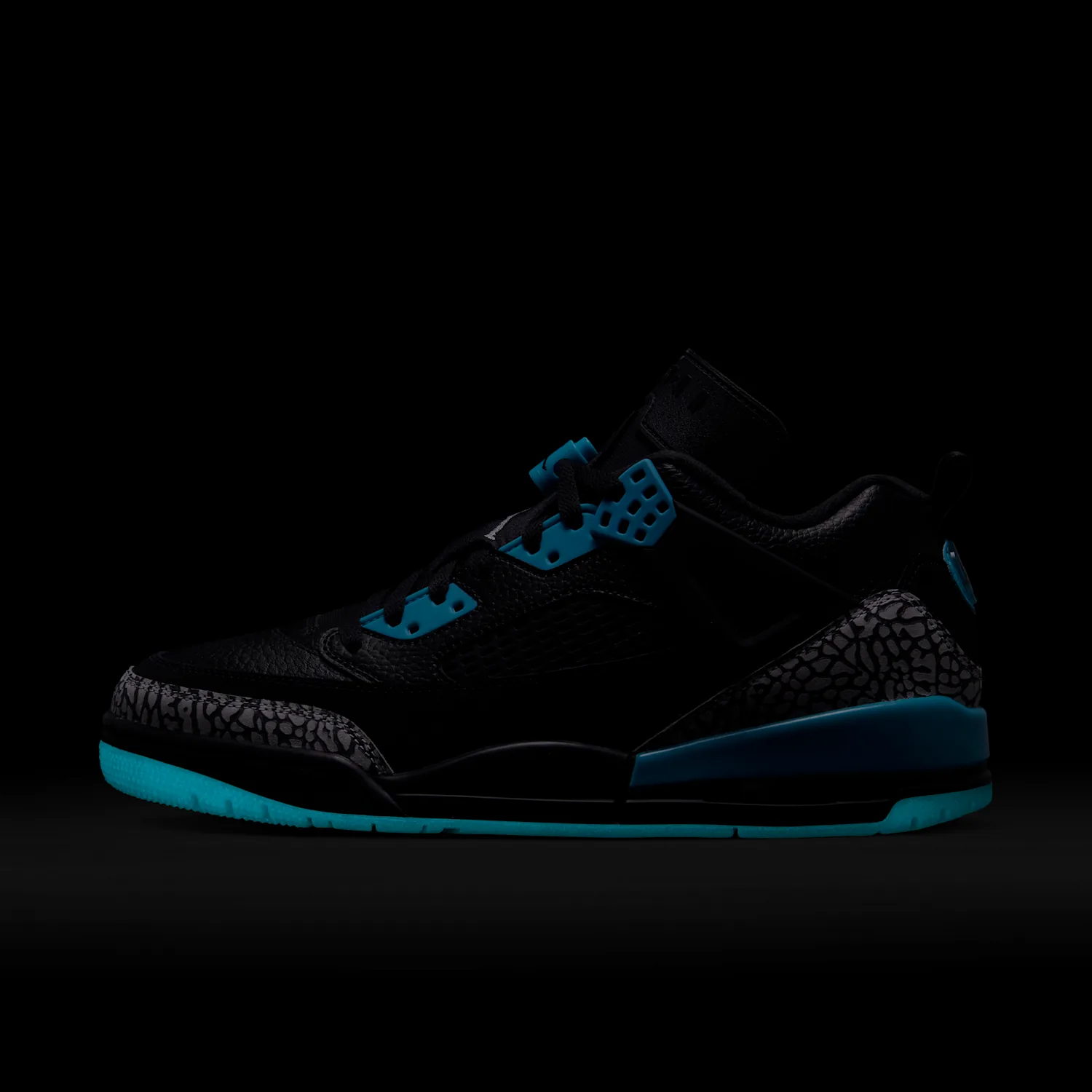 Jordan Spizike Low image 10