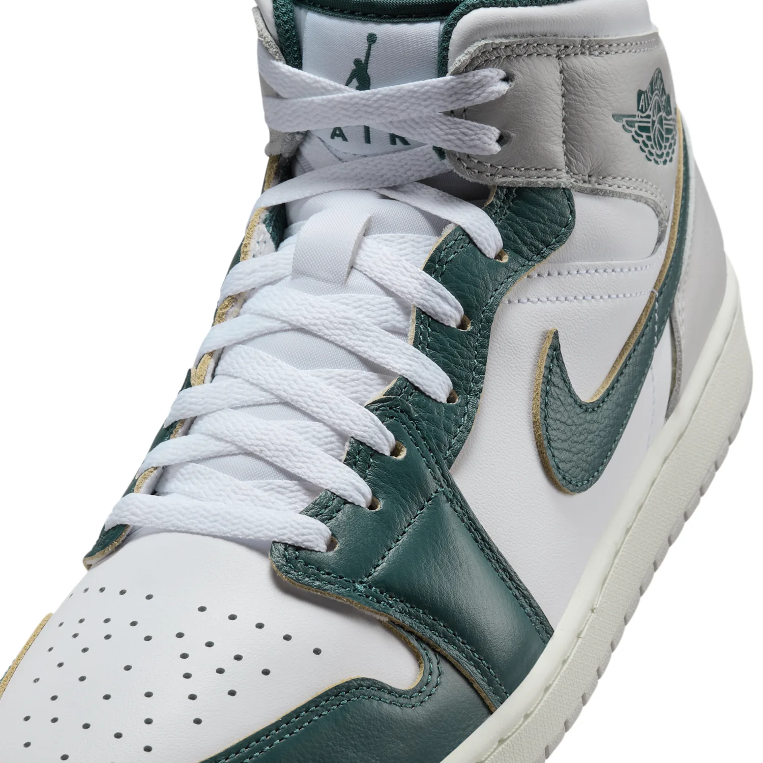 Air Jordan 1 Mid SE image 7