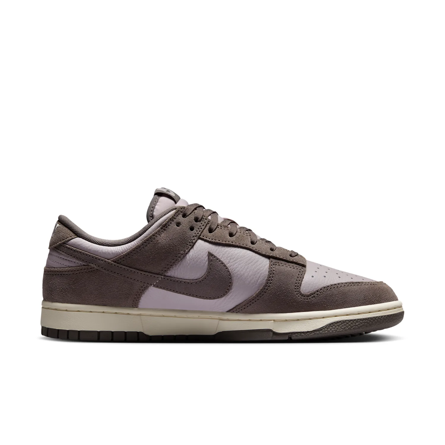 Nike Dunk Low Retro SE Leather/Suede image 3