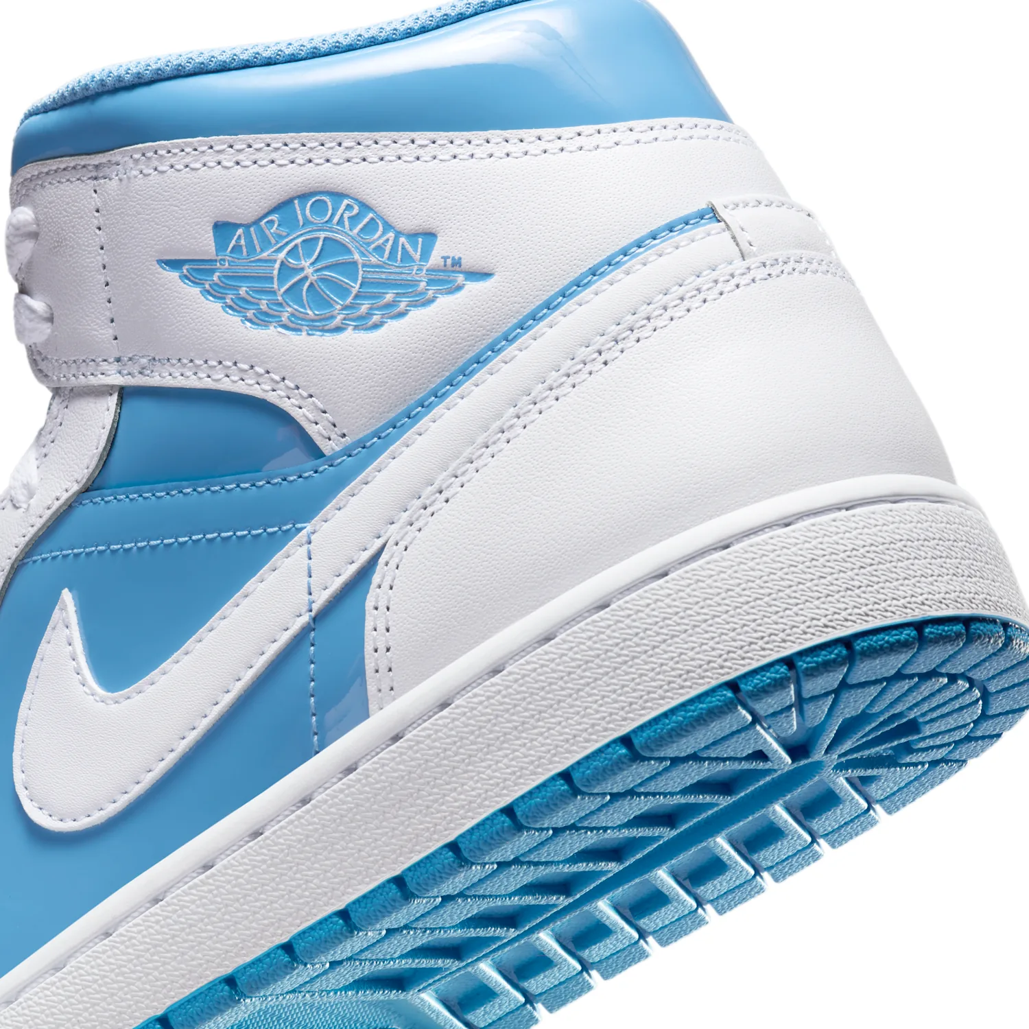 Air Jordan 1 Mid SE image 8