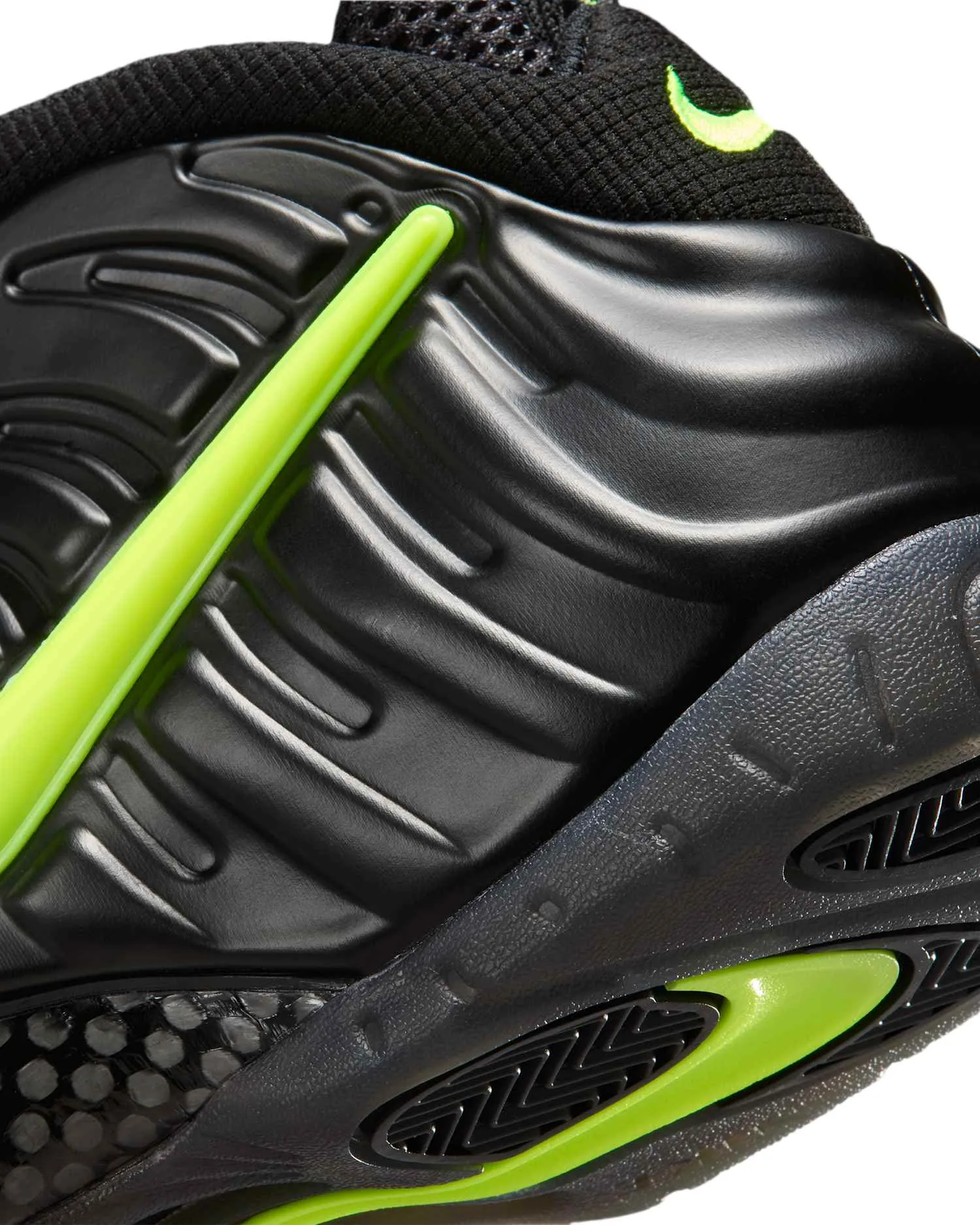 Nike Air Foamposite Pro image 10