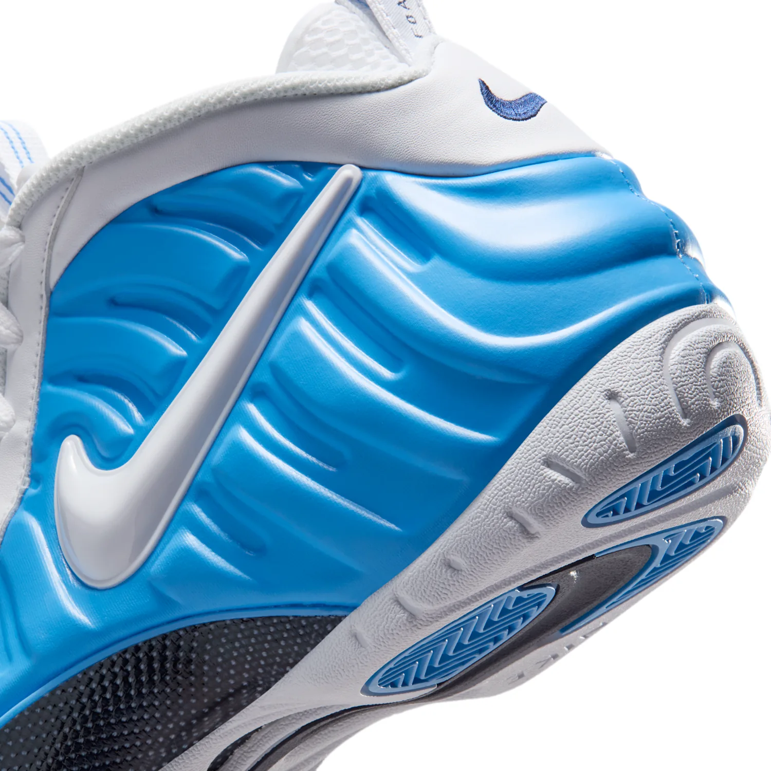 Nike Air Foamposite Pro image 8