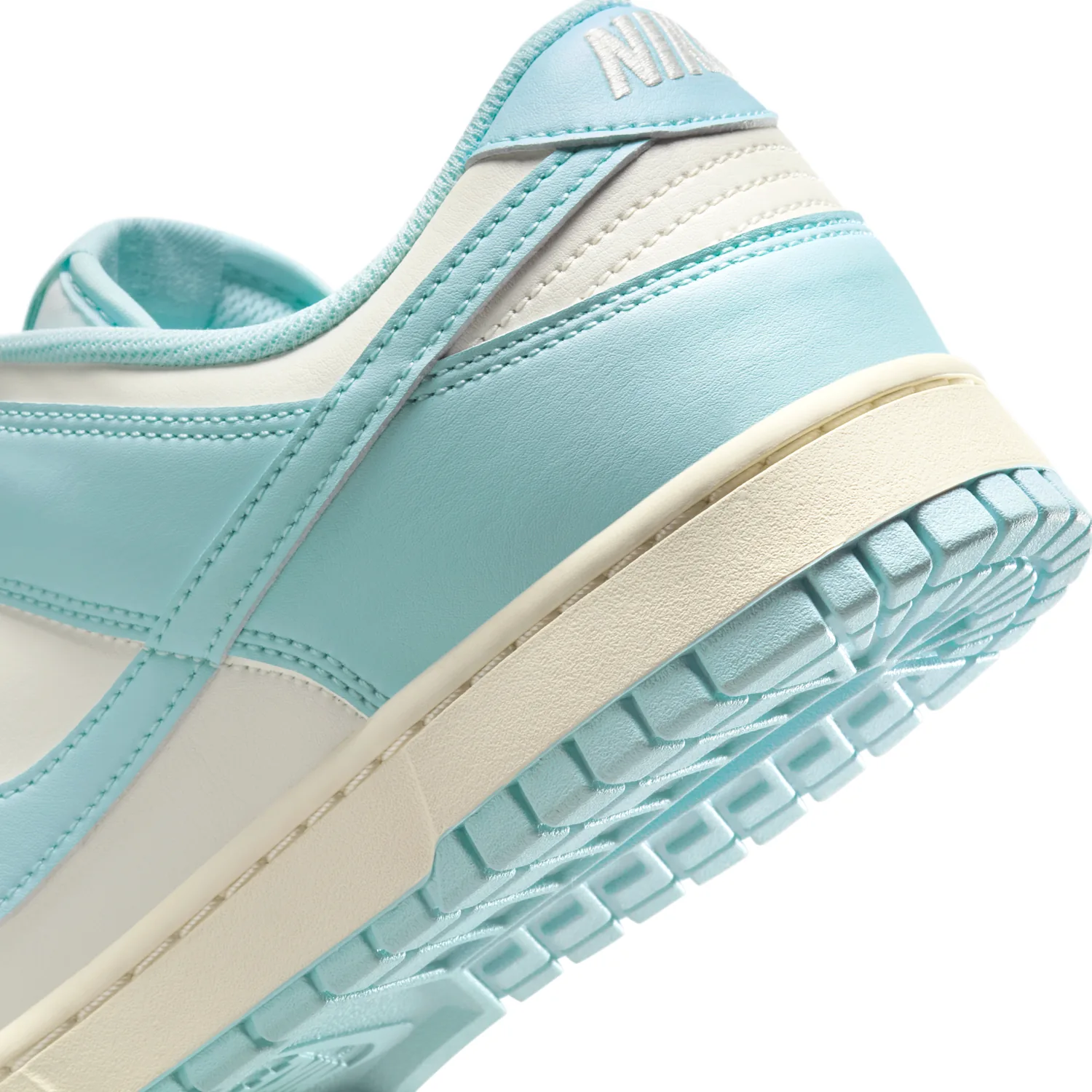 Nike Dunk Low Retro image 8