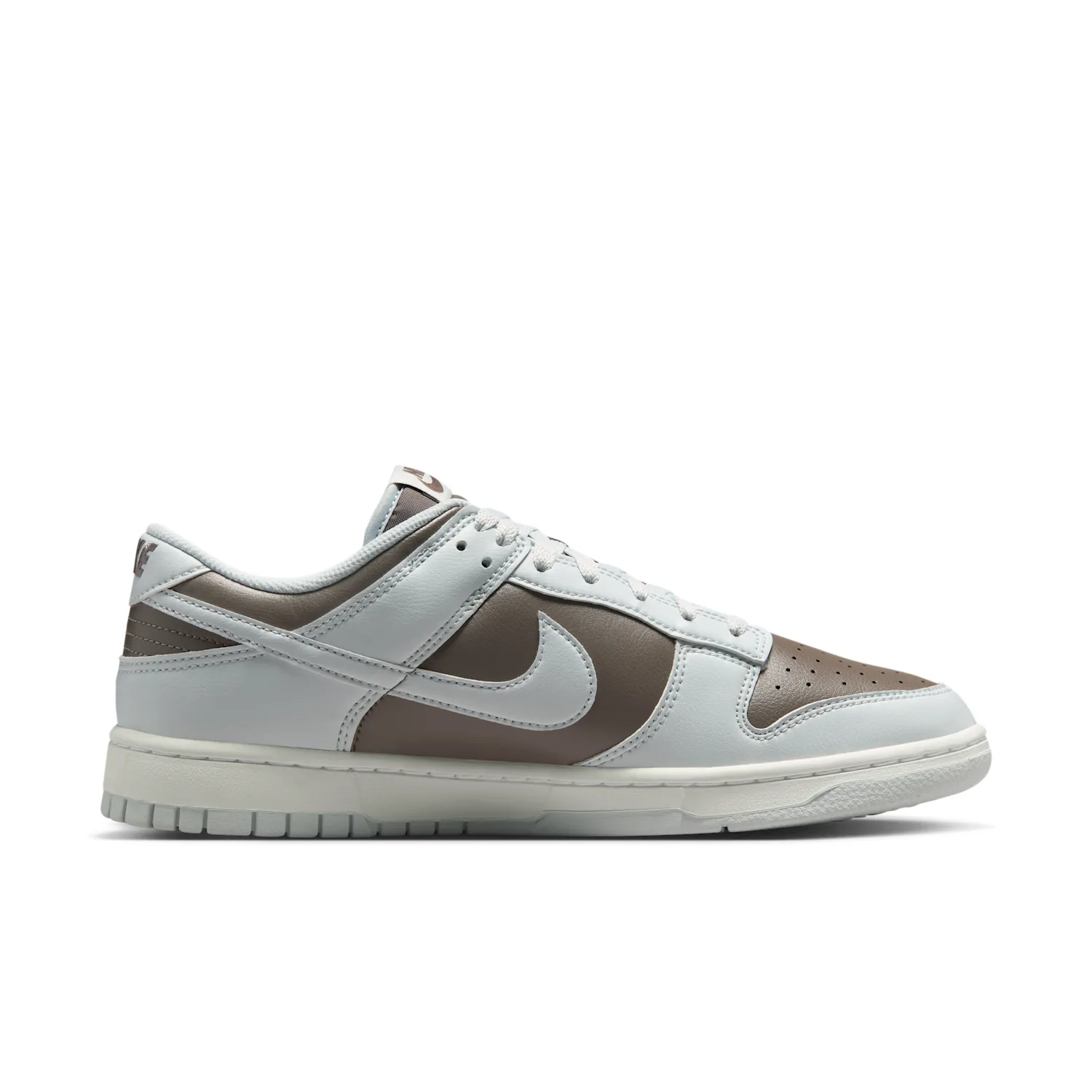 Nike Dunk Low Retro image 3