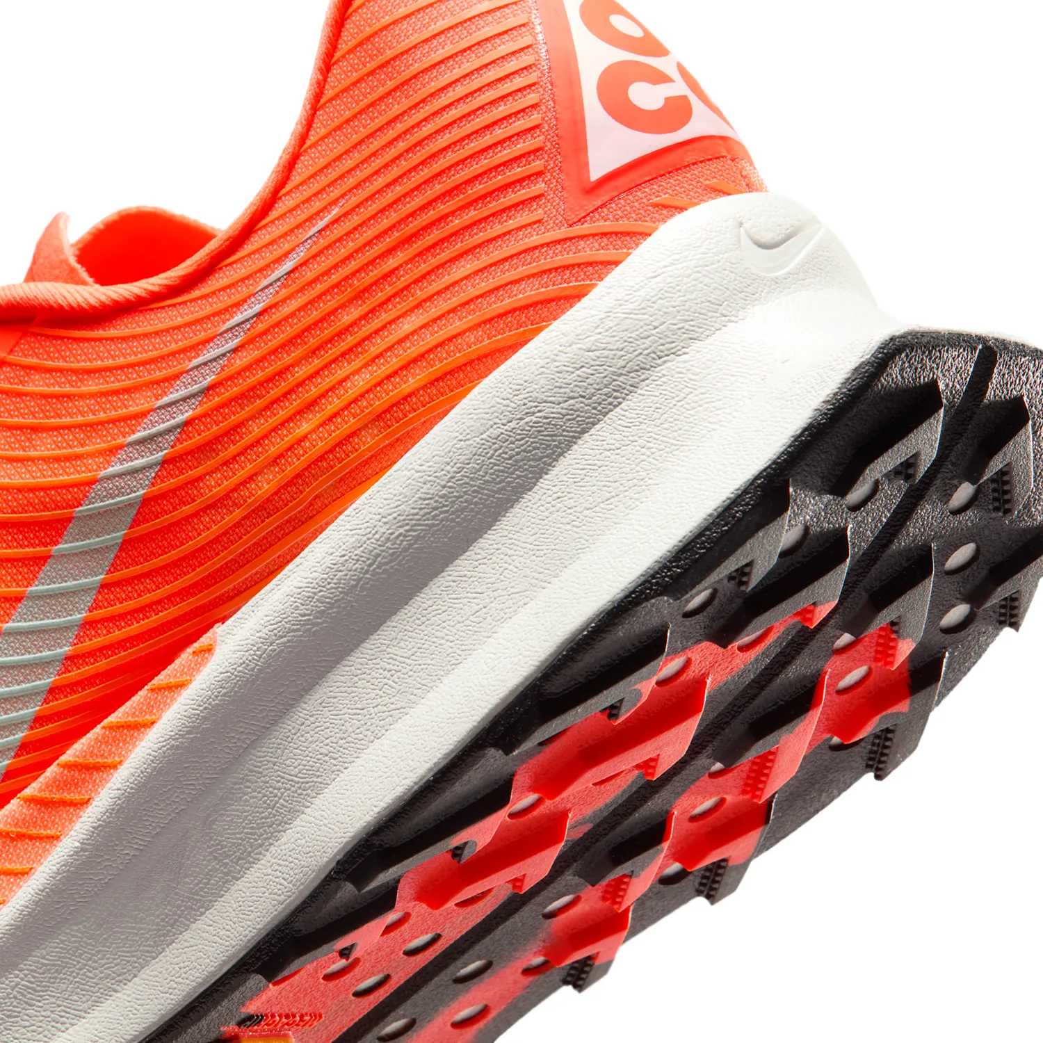 Nike ACG Ultrafly Trail image 10
